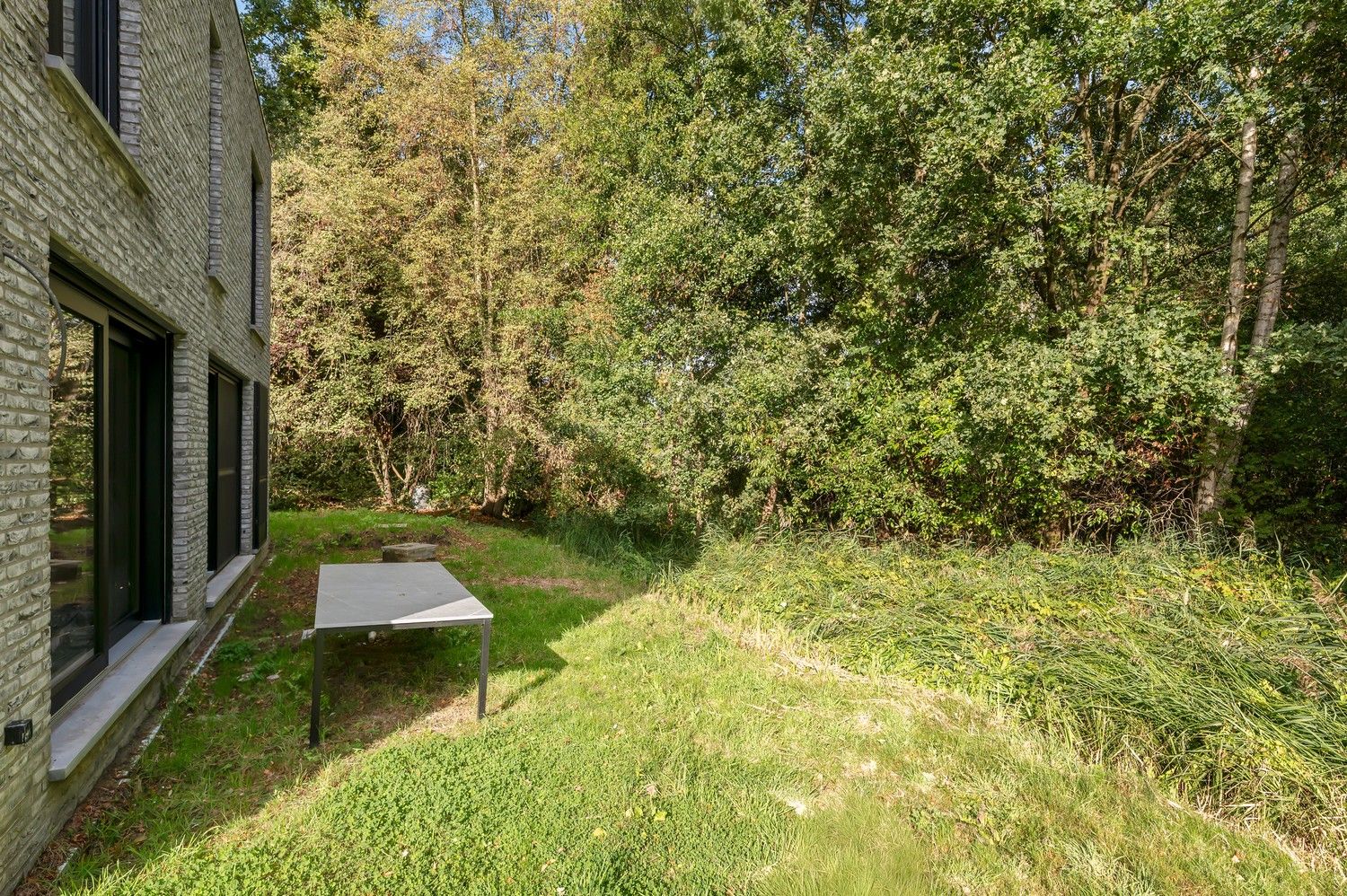 Nieuwe, energiezuinige open bebouwing in doodlopende straat. foto 8