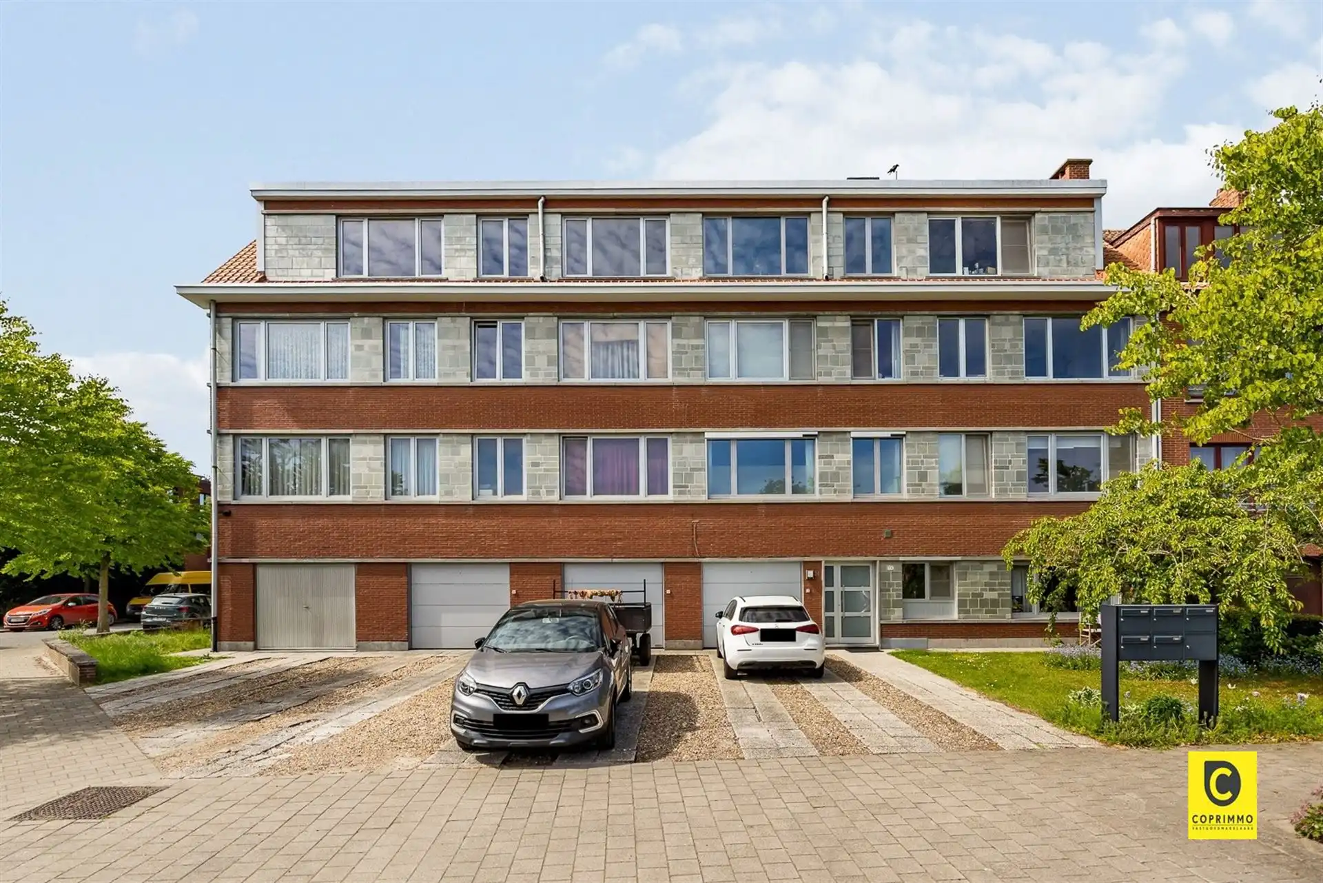 2-Slaapkamer Appartement + Garage in Wilrijk foto 10