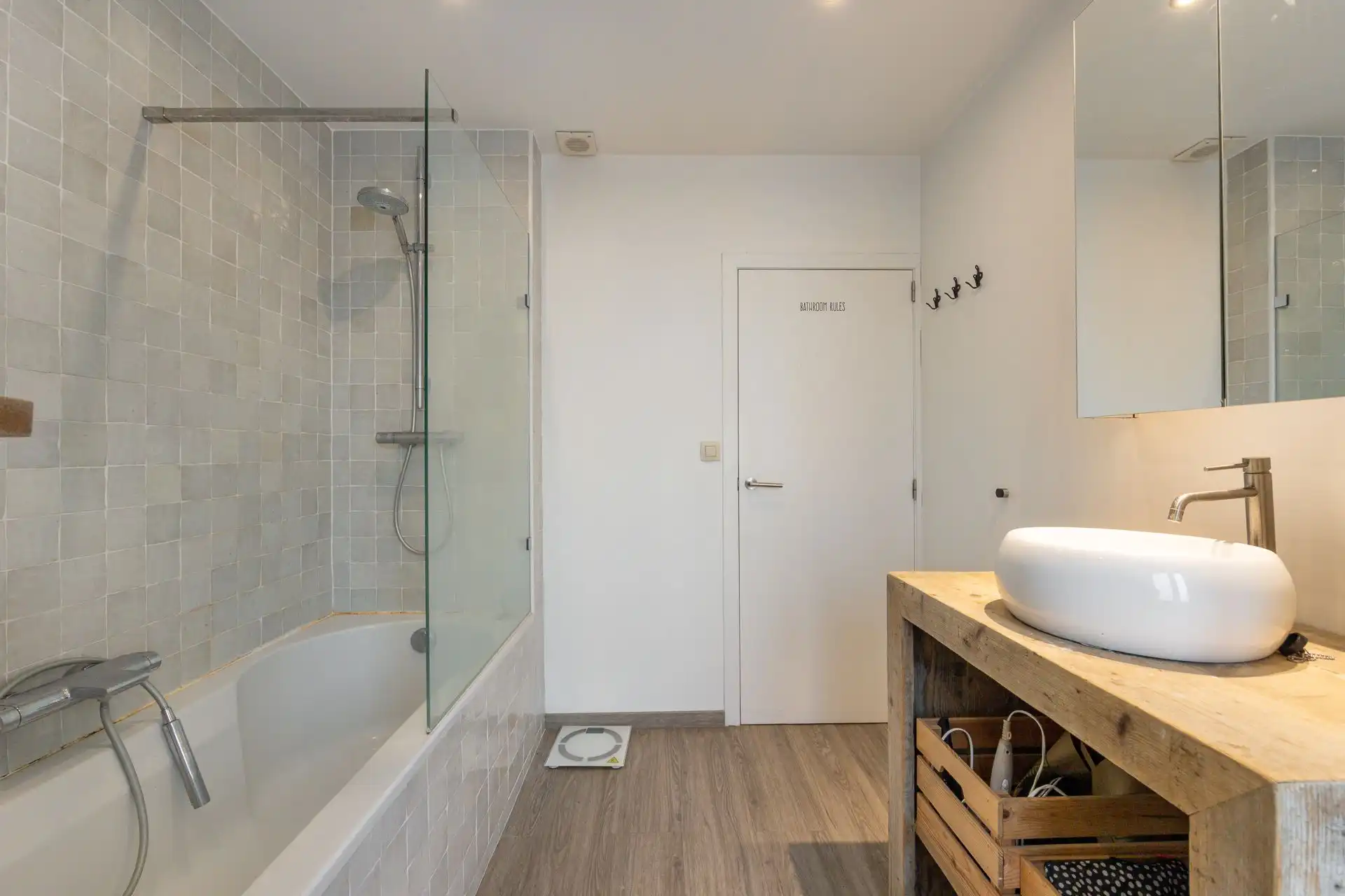 Sfeervolle gezinswoning met zonnige tuin in Mortsel foto 12