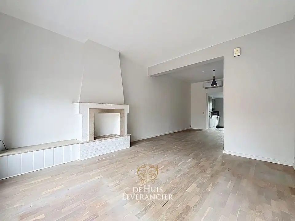 Stijlvol gerenoveerd energiezuinig duplex-appartement (3 slaapkamers – 137 m²) met tuin foto 7
