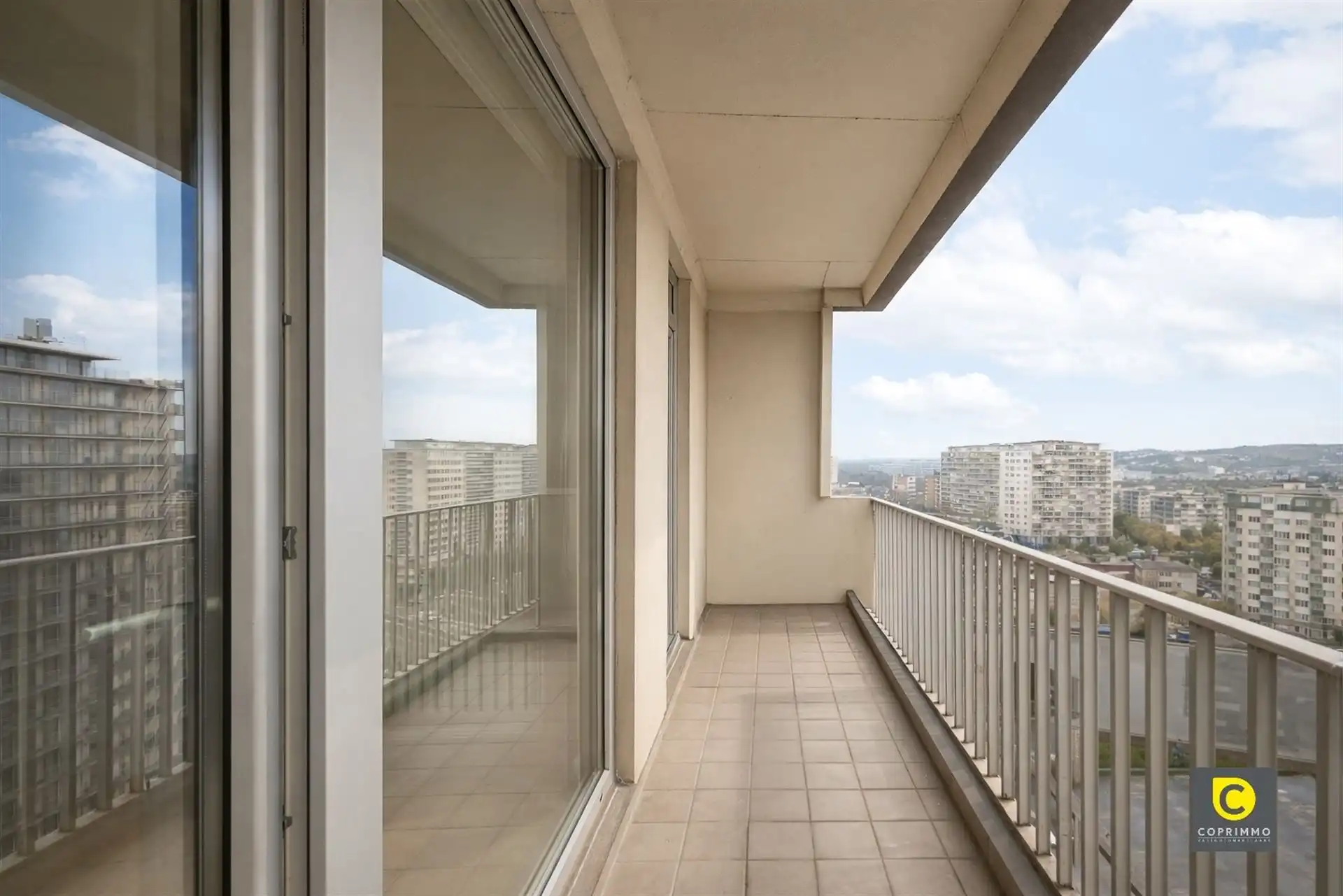 Lichtrijk 2 slaapkamer app + P foto 29