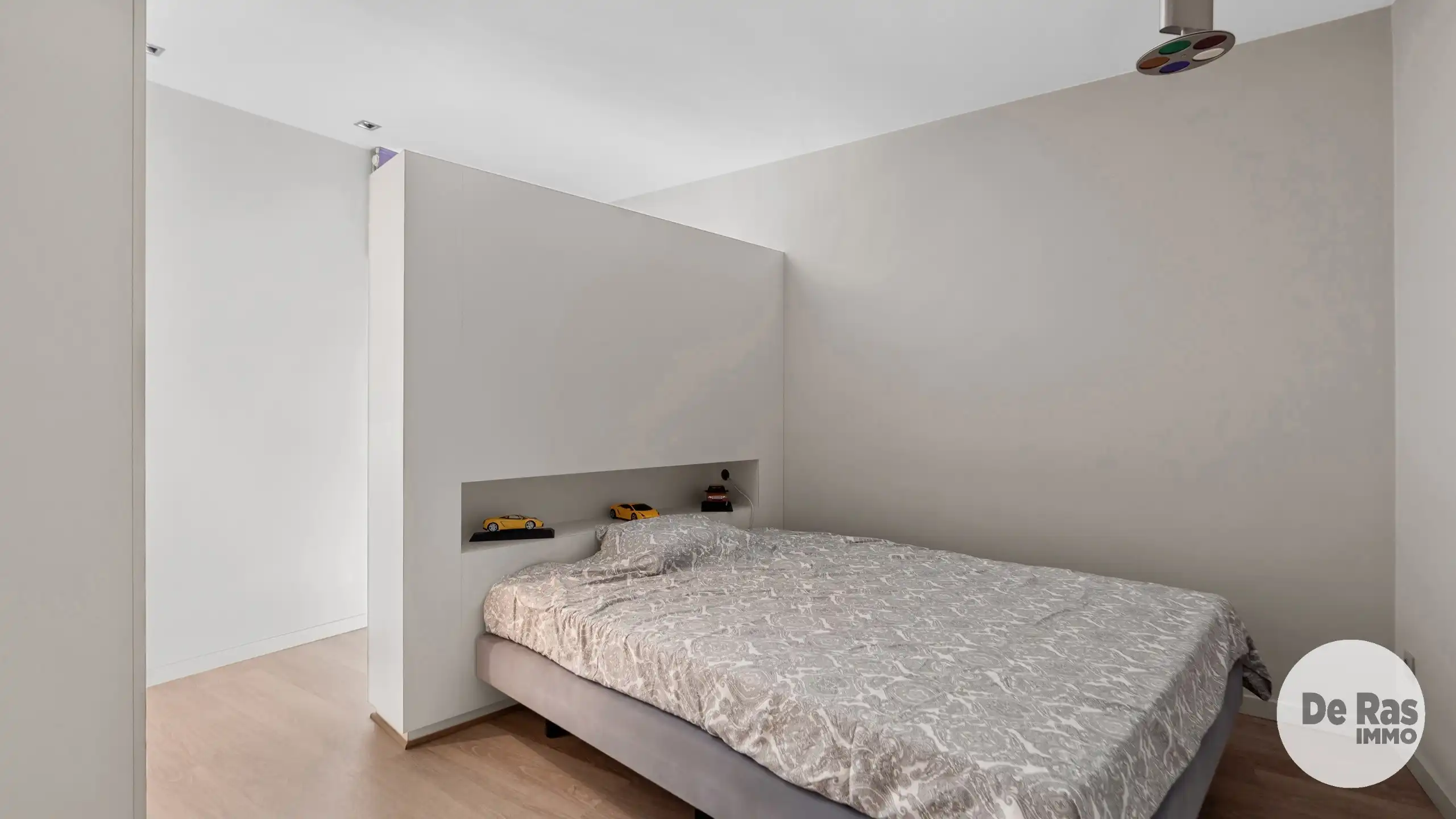 LAARNE - Karaktervolle villa met binnenzwembad op perceel van 42 are foto 20