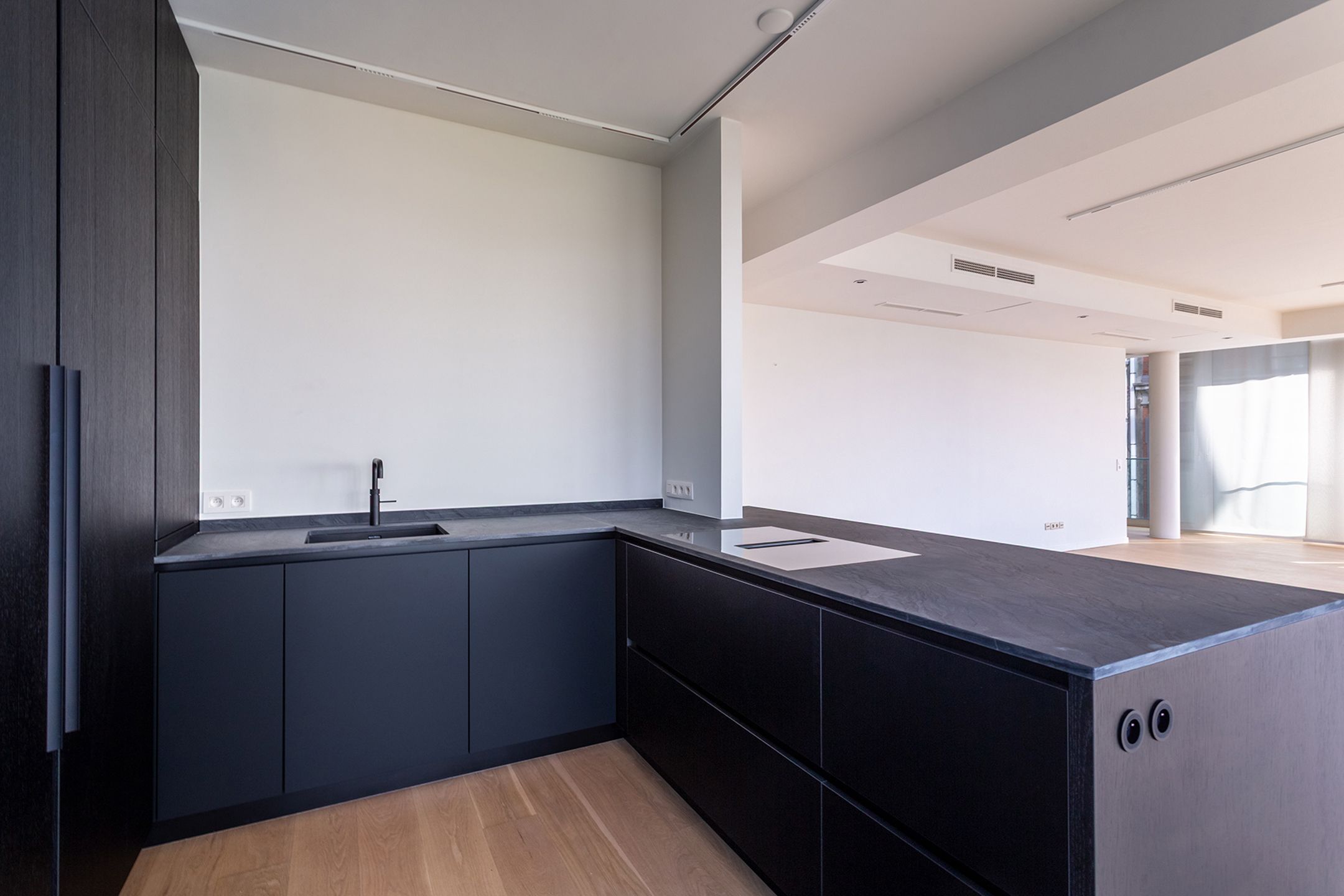 Prachtig hoekapp (161m²) met zicht op de Schelde en met terras foto 12