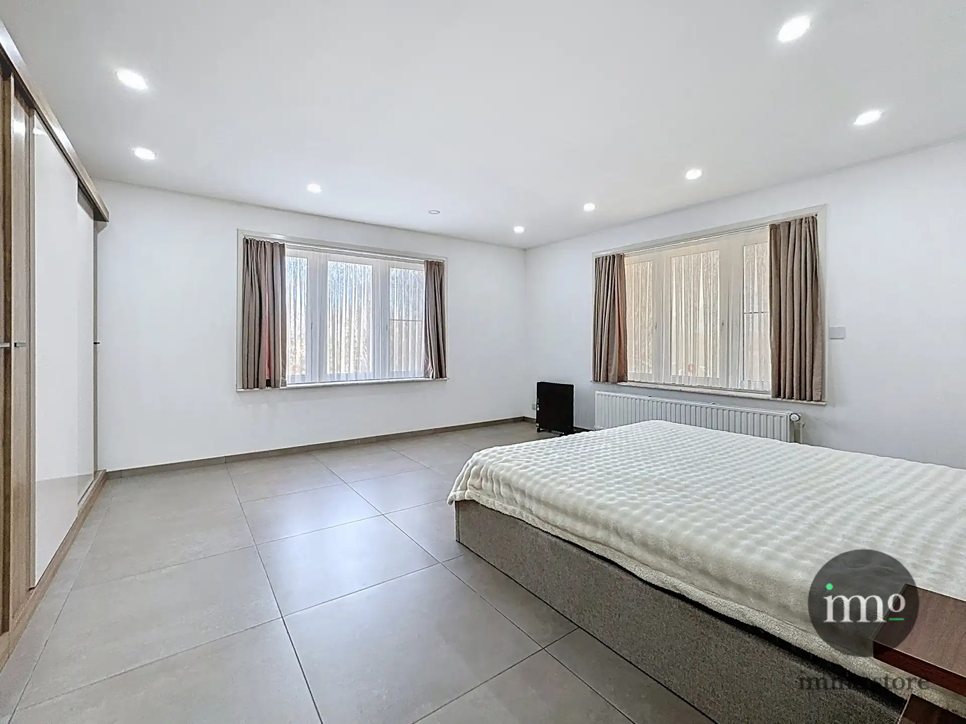 Een uitzonderlijk pand waar ondernemen, ruimte en wonen perfect samenkomen. foto 19