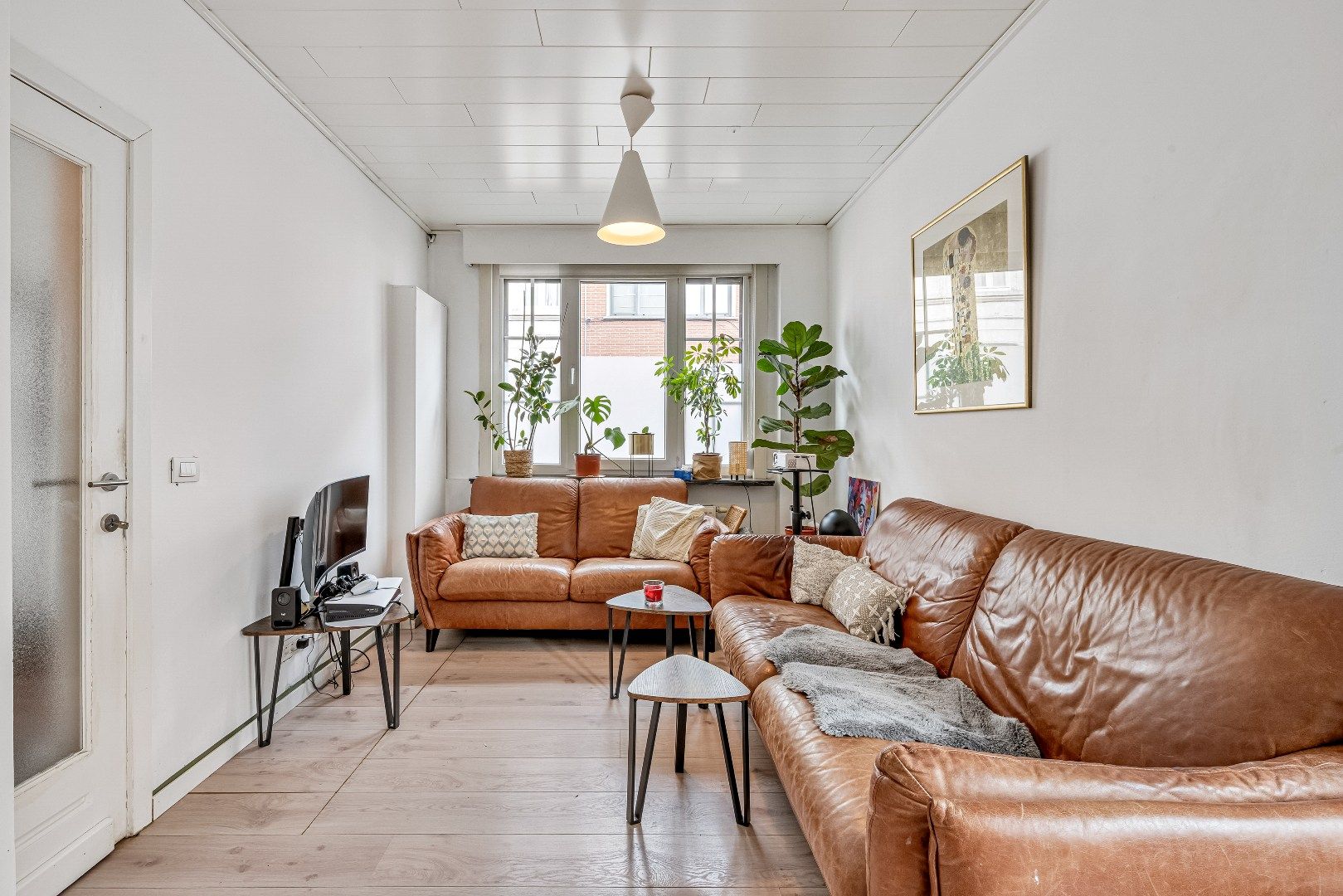 Instapklare woning met tuintje en garage in hartje Gent foto 3