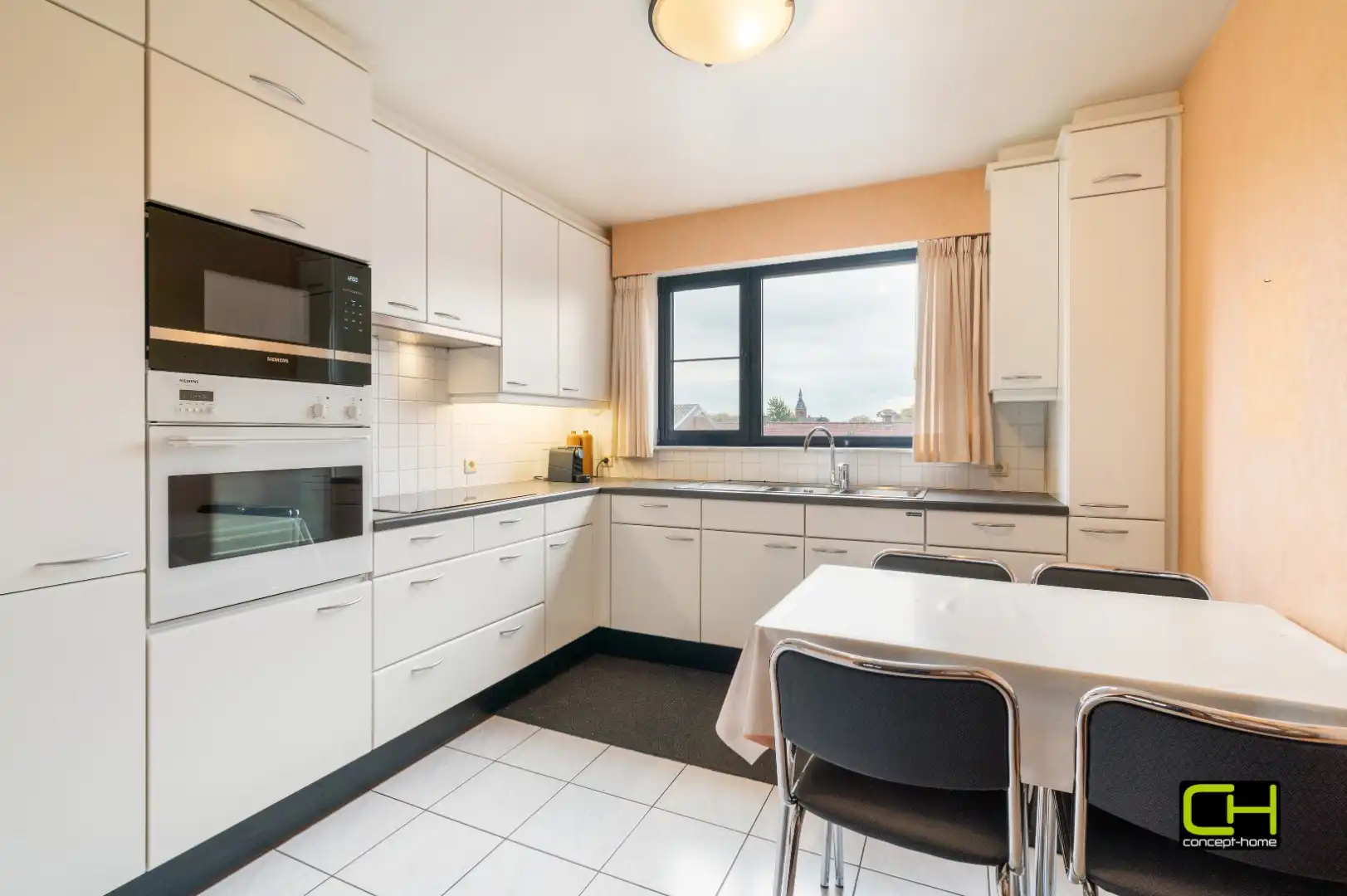 Appartement met twee slaapkamers te koop in Lievegem foto 8