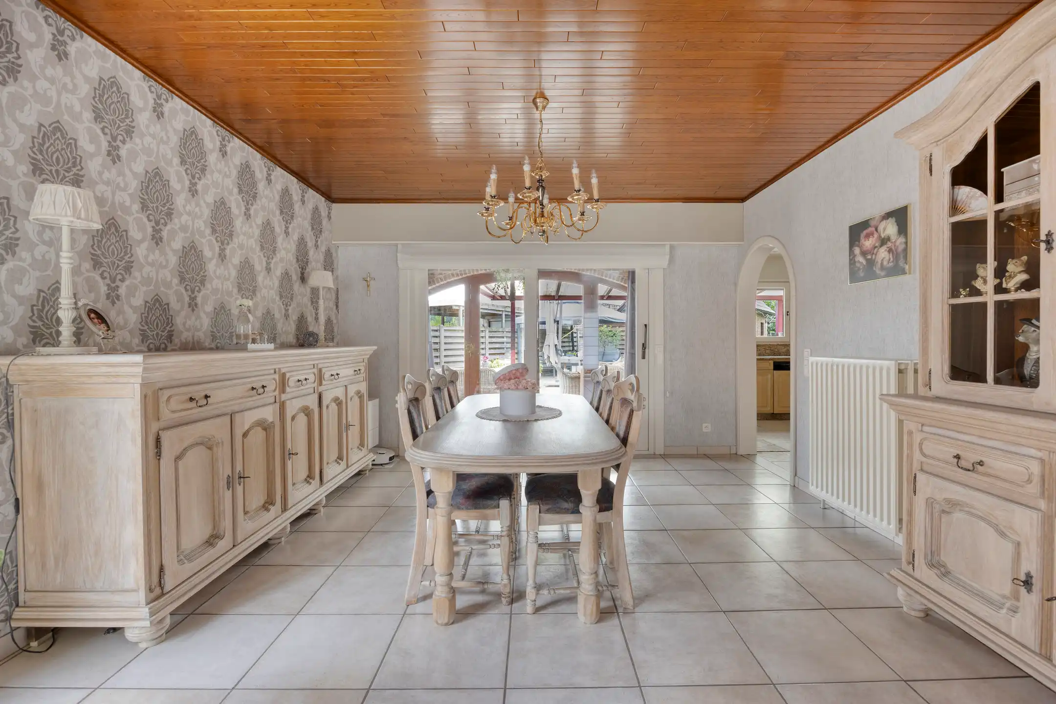 Instapklare vrijstaande woning op ruim perceel foto 6