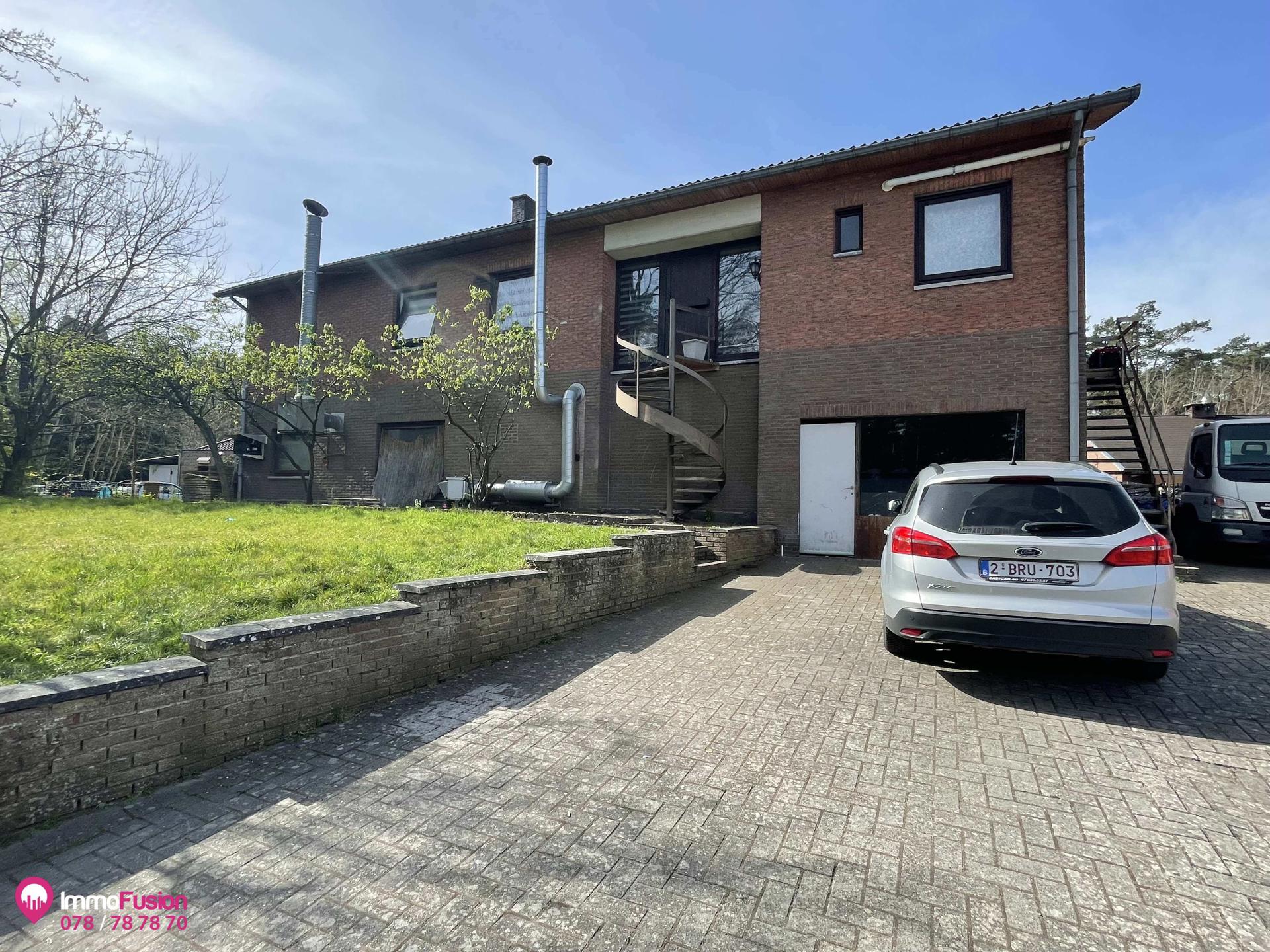 Riant handelspand met apart appartement + parking op toplocatie! foto 36