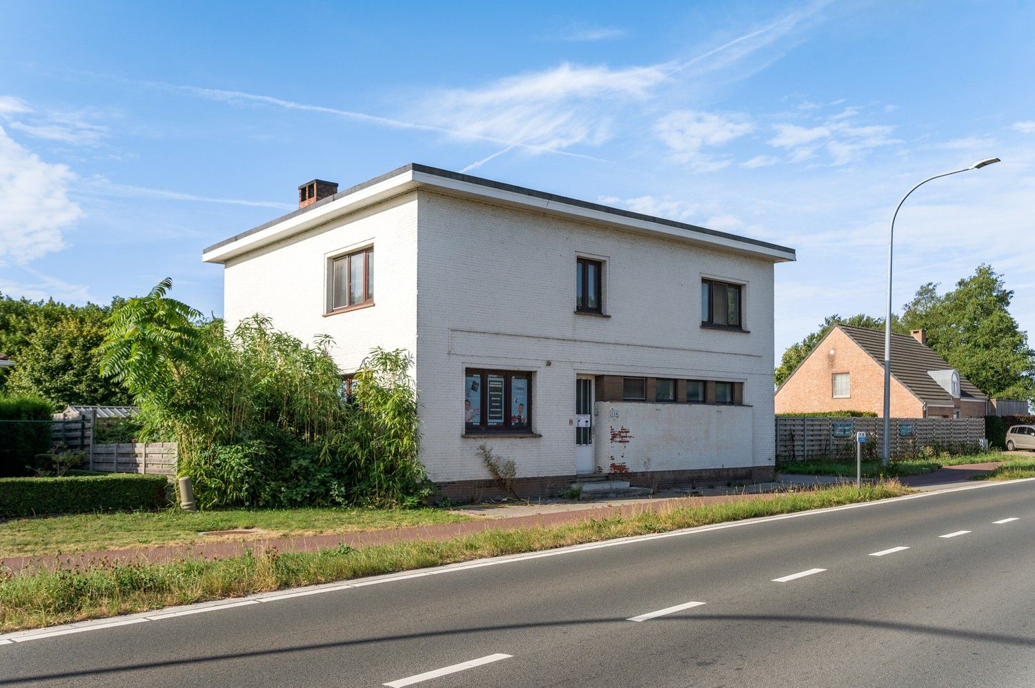 Ruime gezinswoning met bijgebouw te Ranst. foto 28