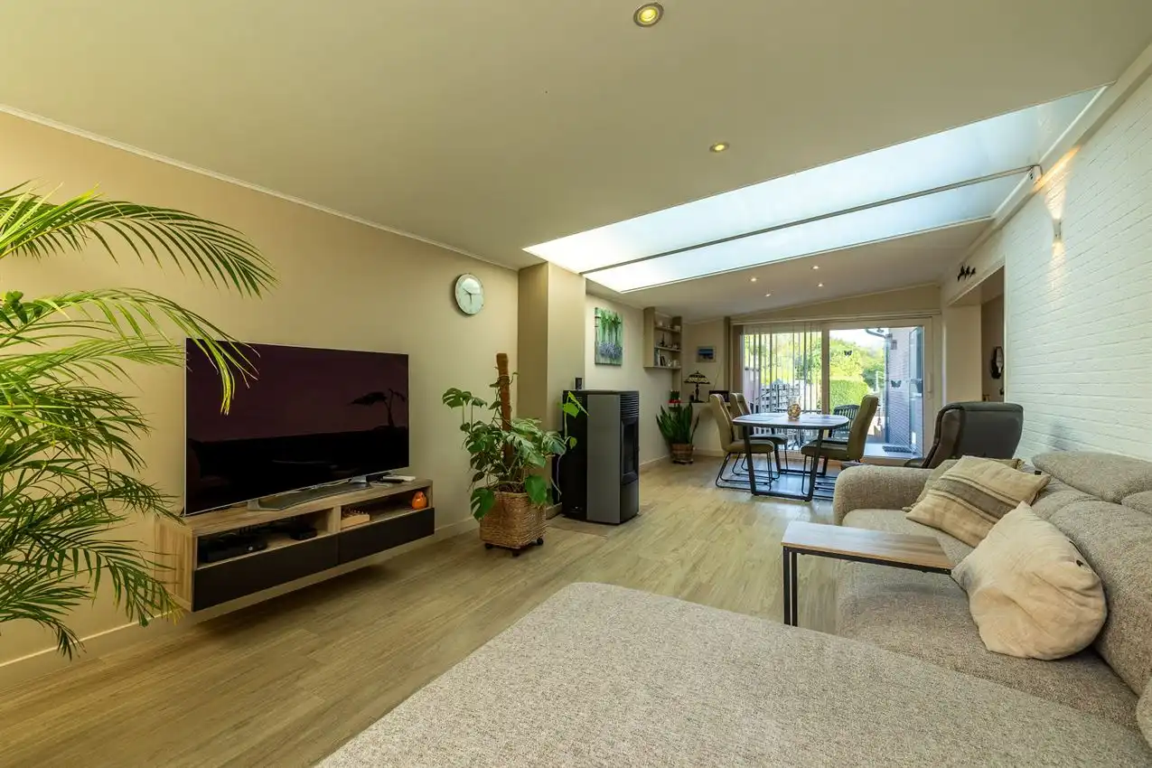 Gerenoveerde woning 3slk op rustige ligging foto 11