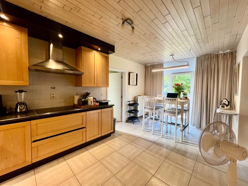 PRACHTIGE VILLA MET DRIE SLAAPKAMERS EN EEN GROTE TUIN foto 4