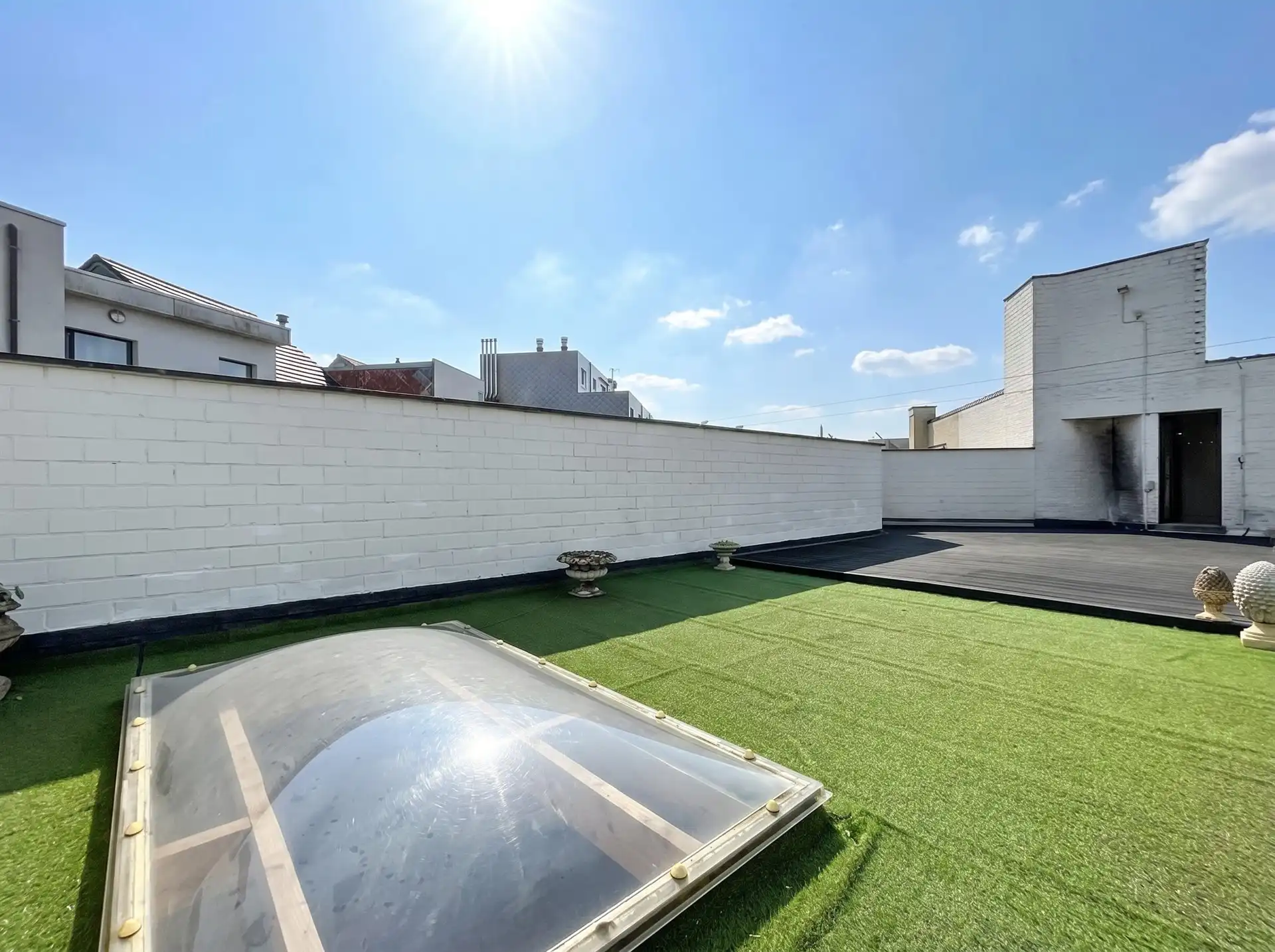 Exclusieve loft met uitzonderlijk ruim magazijn op toplocatie in Sint-Niklaas! foto 10