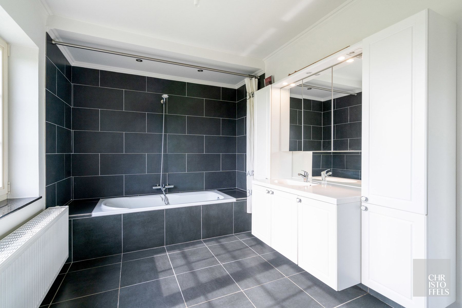 TE HUUR - Woning met 2 slaapkamers midden in het groen!  foto 14