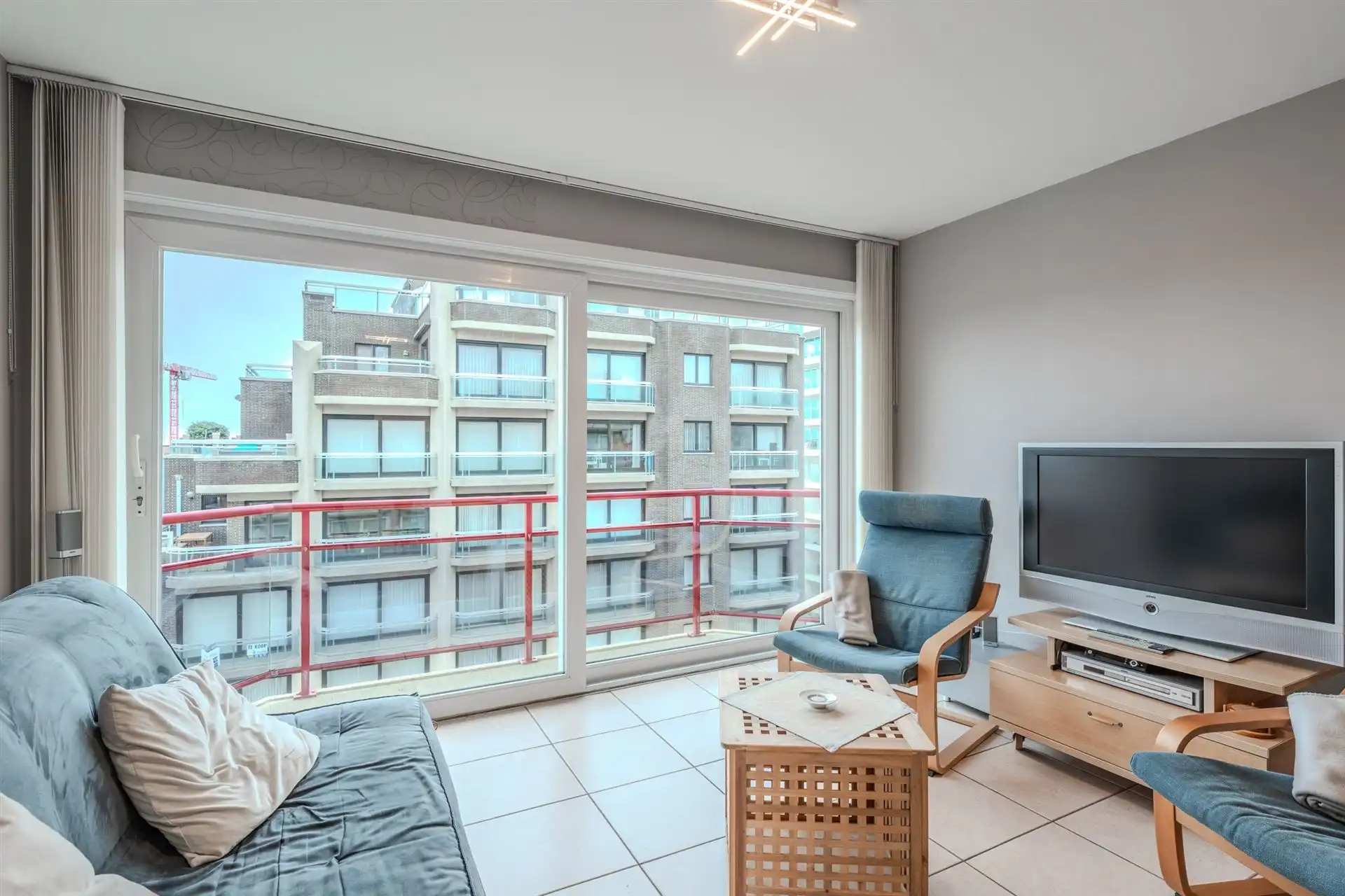 Instapklare studio met zijdelings zeezicht foto 6