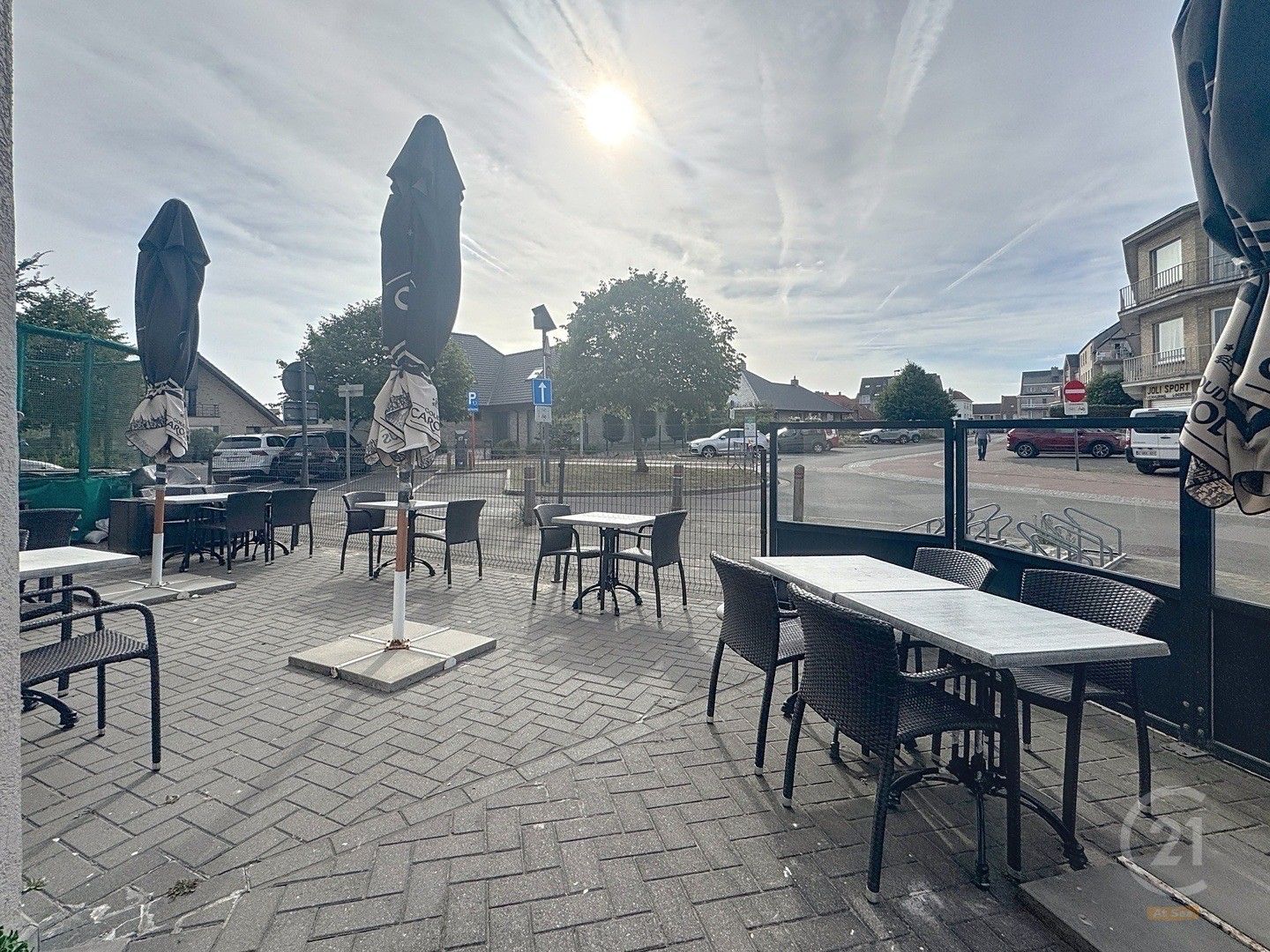 Instapklare horecazaak met woonst op toplocatie in Westende foto 4