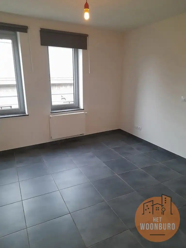 Recent appartement 2e verd. met één slpk en terras foto 8