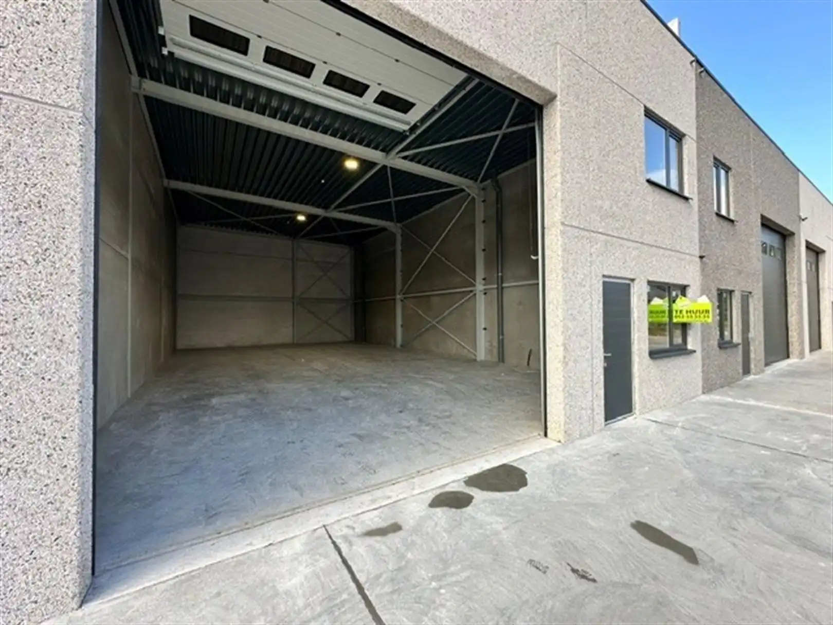 Industrieel terrein te huur Van Langenhovestraat 269 - 9200 DENDERMONDE