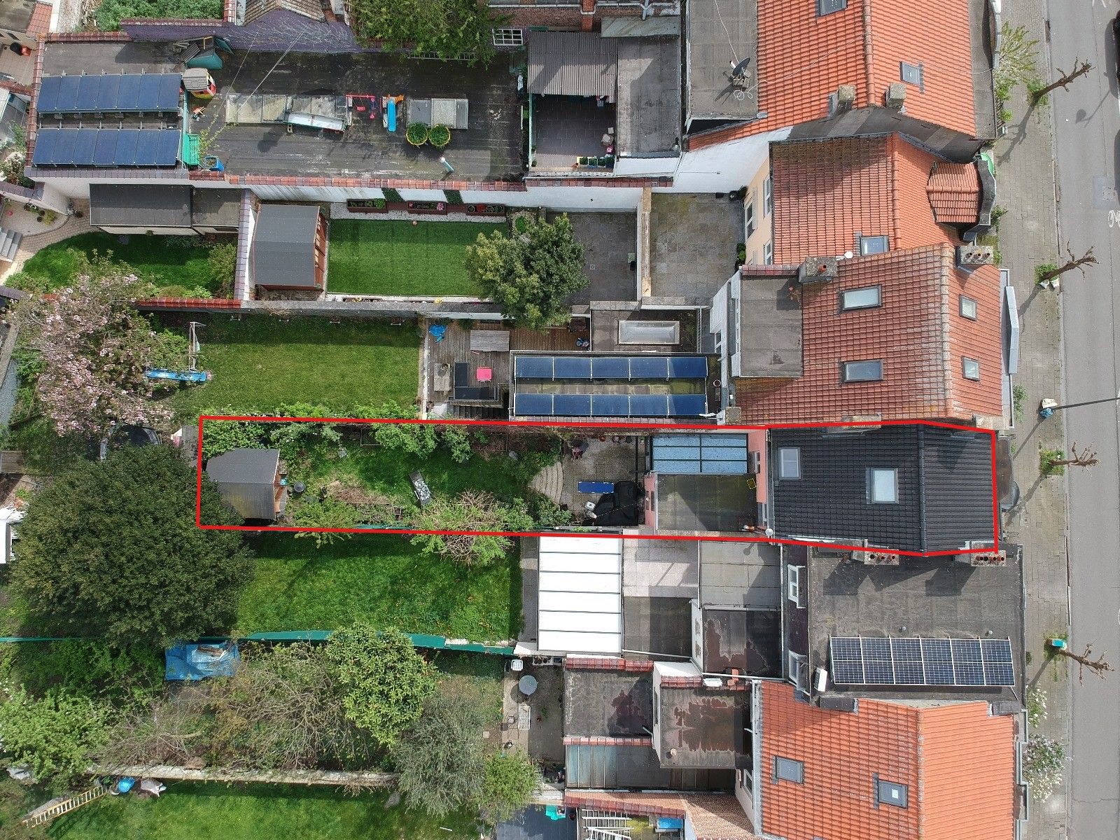 Instapklare gezinswoning met 4-5 slaapkamers foto 18