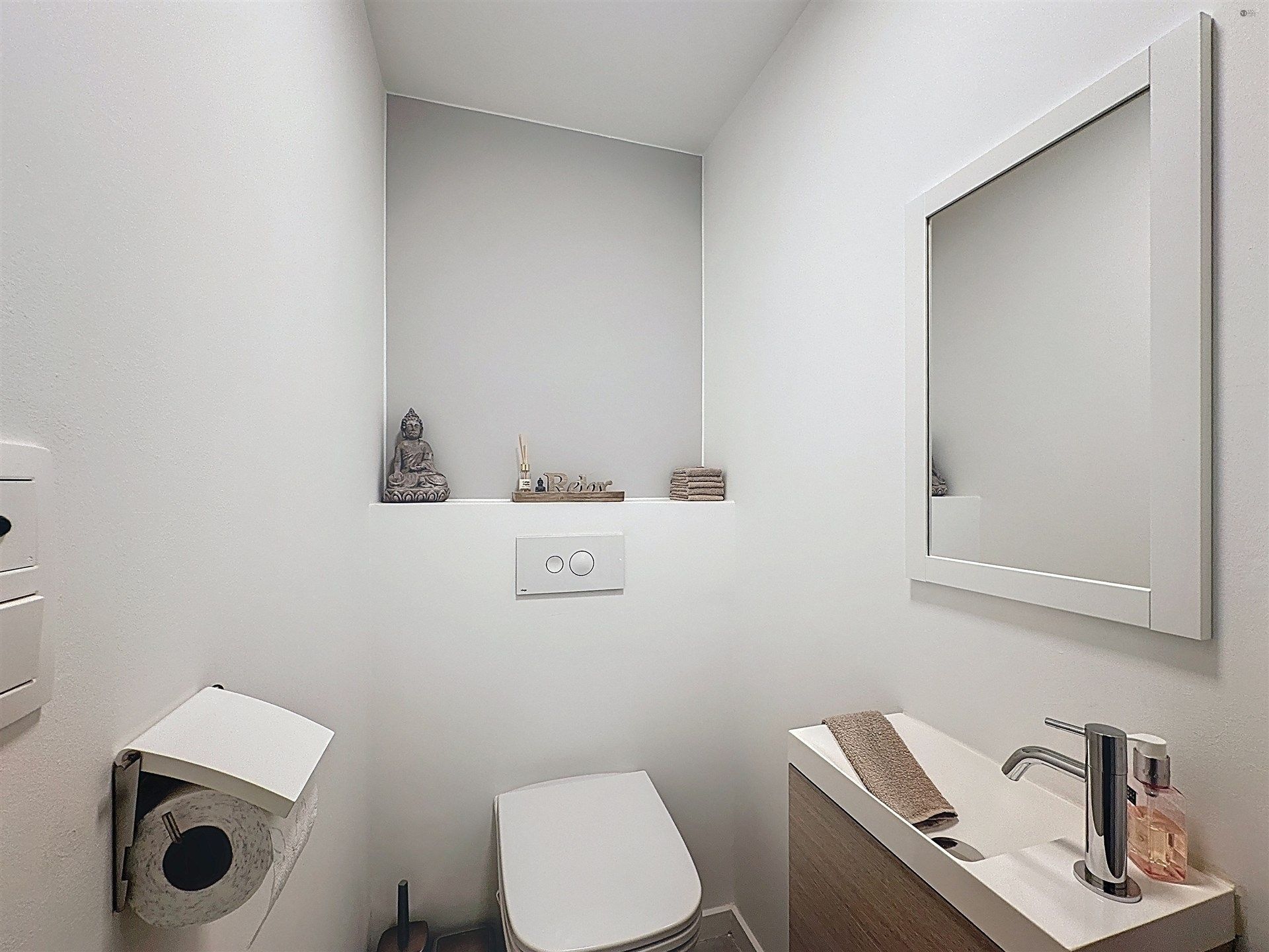 Energiezuinig appartement met staanplaats op toplocatie in Sint-Niklaas foto 13