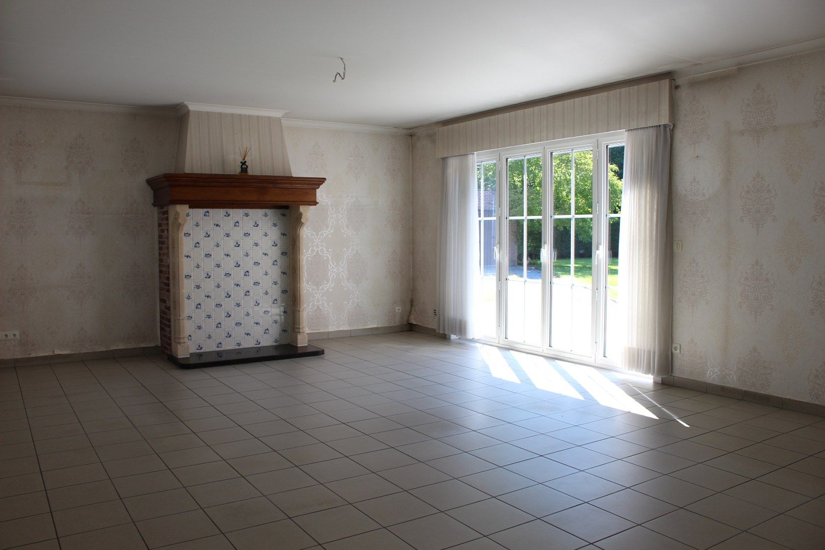 Rustig gelegen woning met grote tuin foto 9