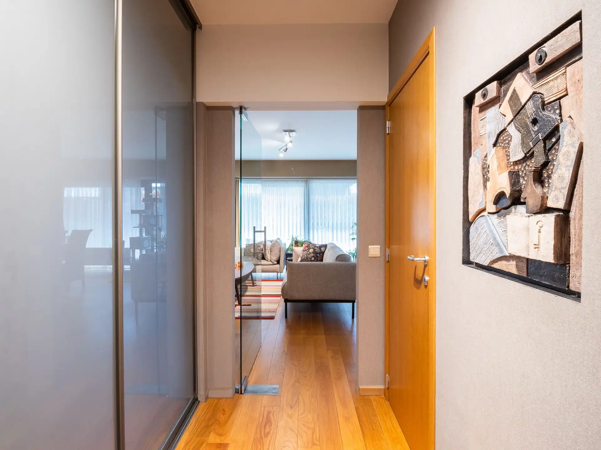 Ruim duplexappartement met garagebox en tuin foto 6