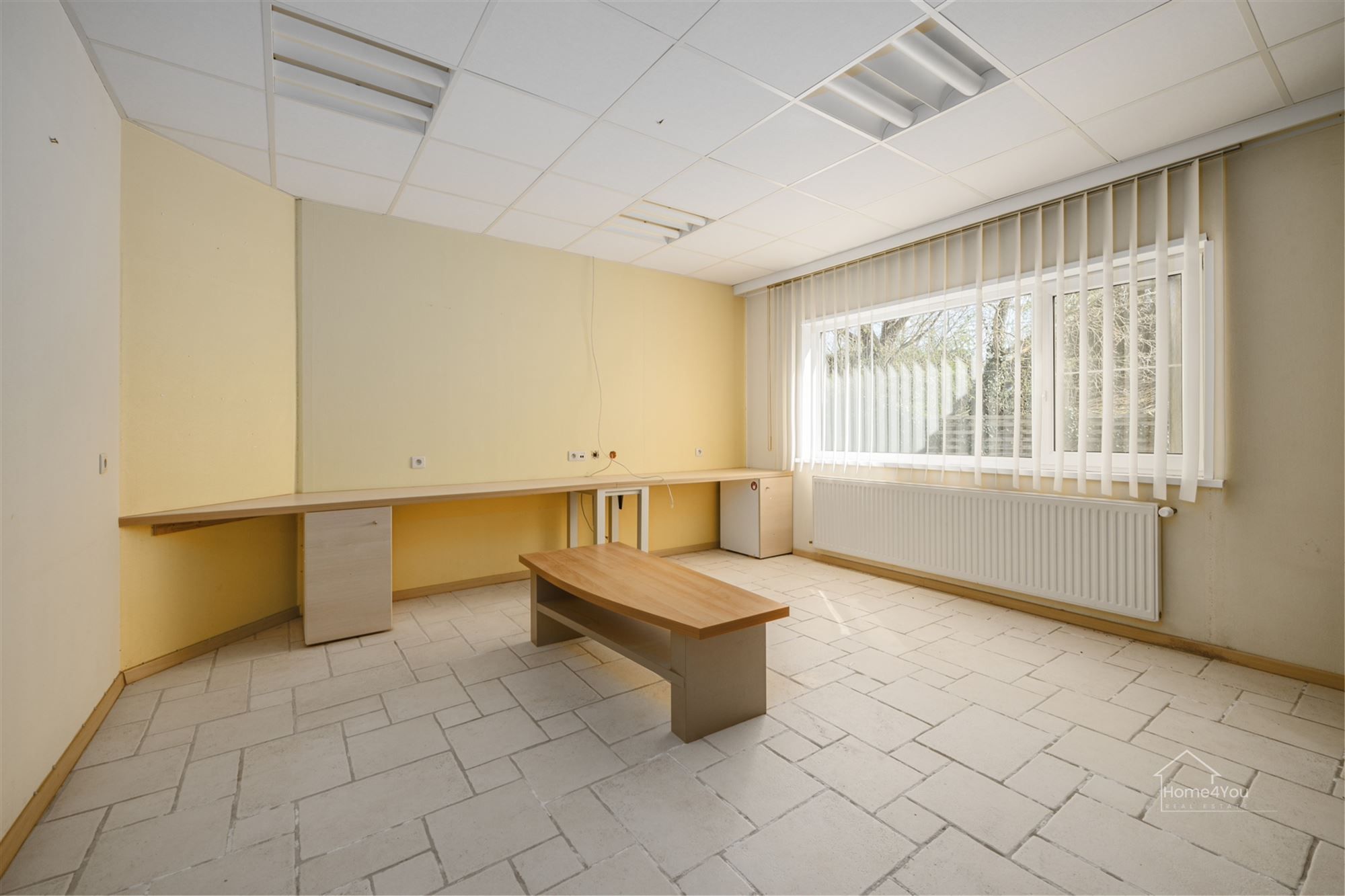  Multifunctioneel bedrijfsgebouw met toonzaal, magazijn, kantoren én woonst op toplocatie. foto 15