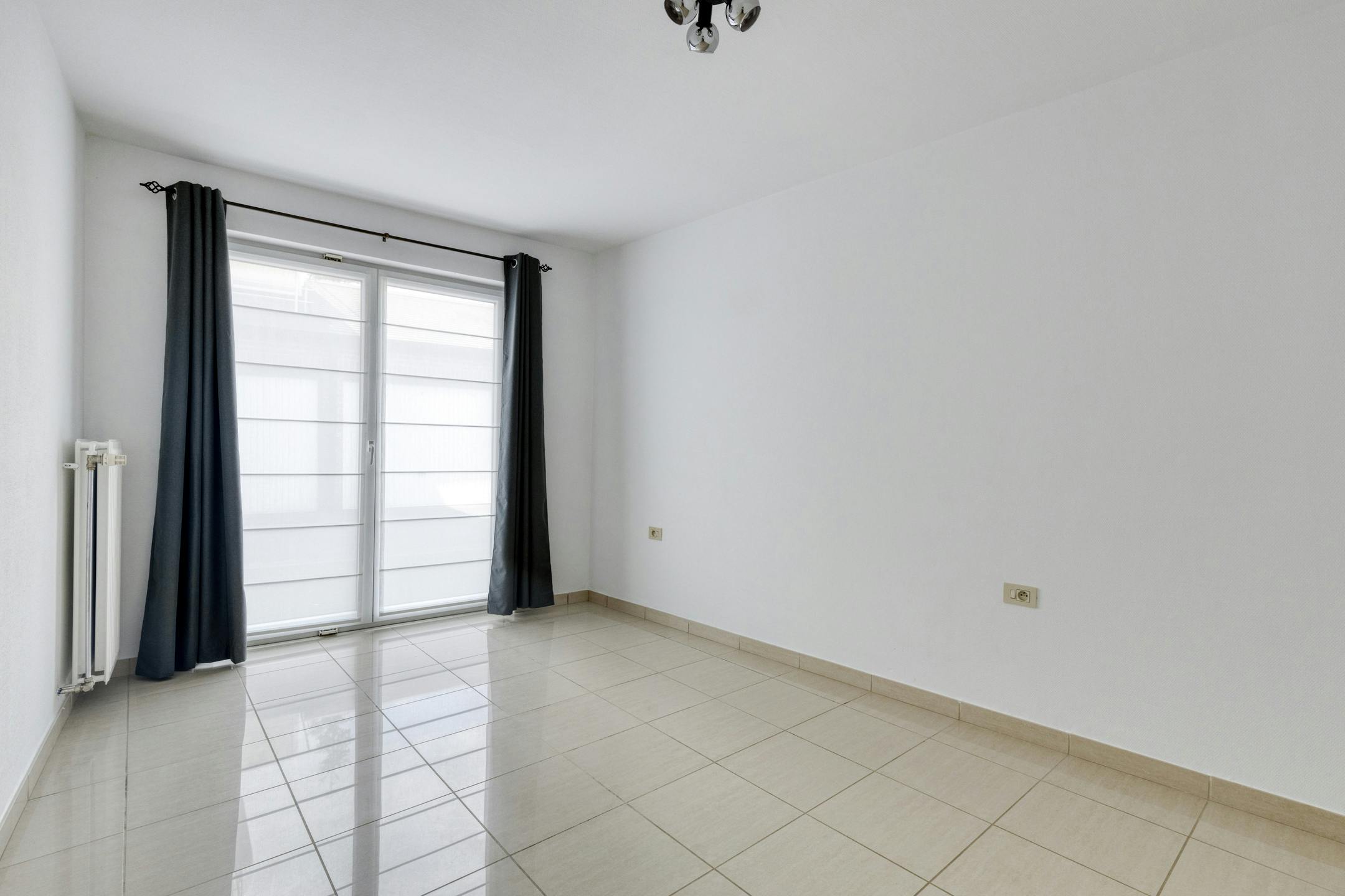 Gelijkvloers appartement met terras te koop in Waregem foto 6