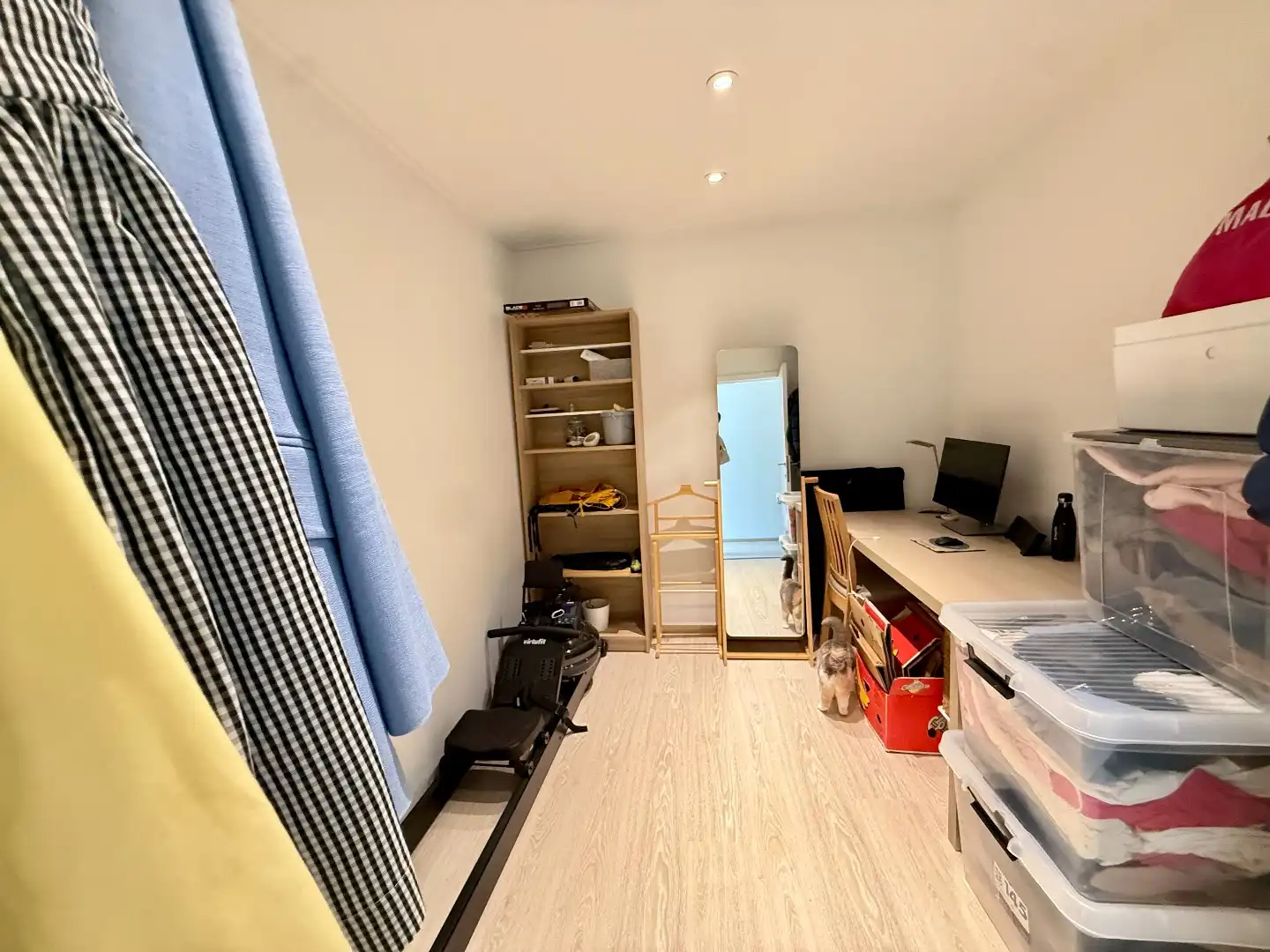Ruim en aangenaam gelijkvloers appartement met kleine tuin achteraan  foto 8