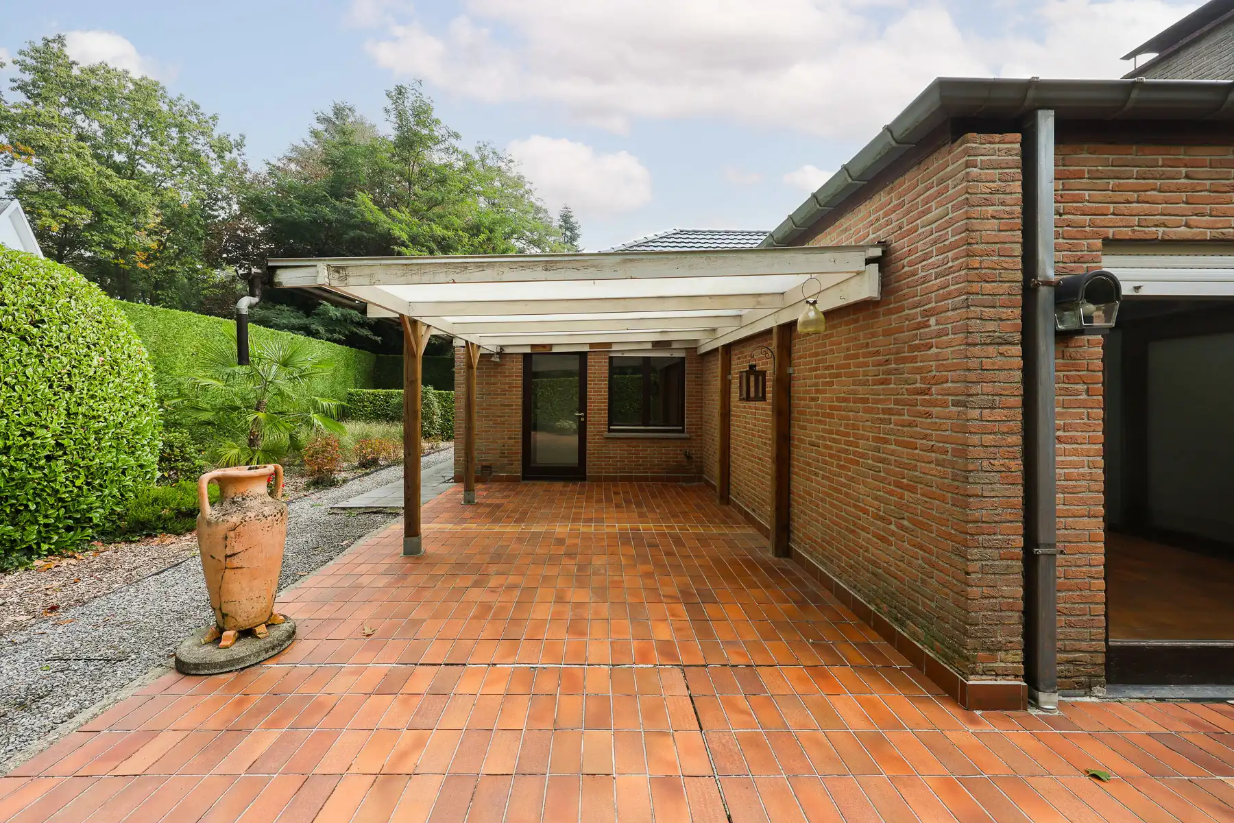 Veelzijdige gelijkvloerse villa op toplocatie in Bonheiden foto 31