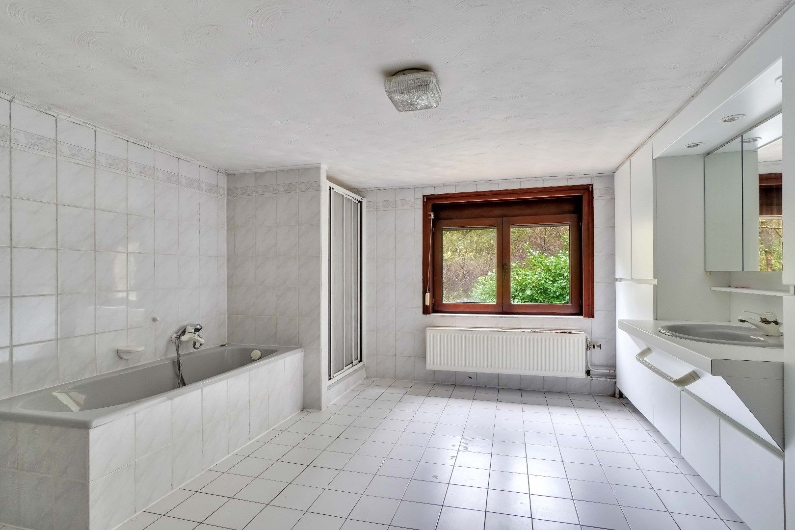 UITZONDERLIJKE WONING MET EEN BEWOONBARE OPP. VAN 514 M² OMRINGD DOOR BOS !  foto 21