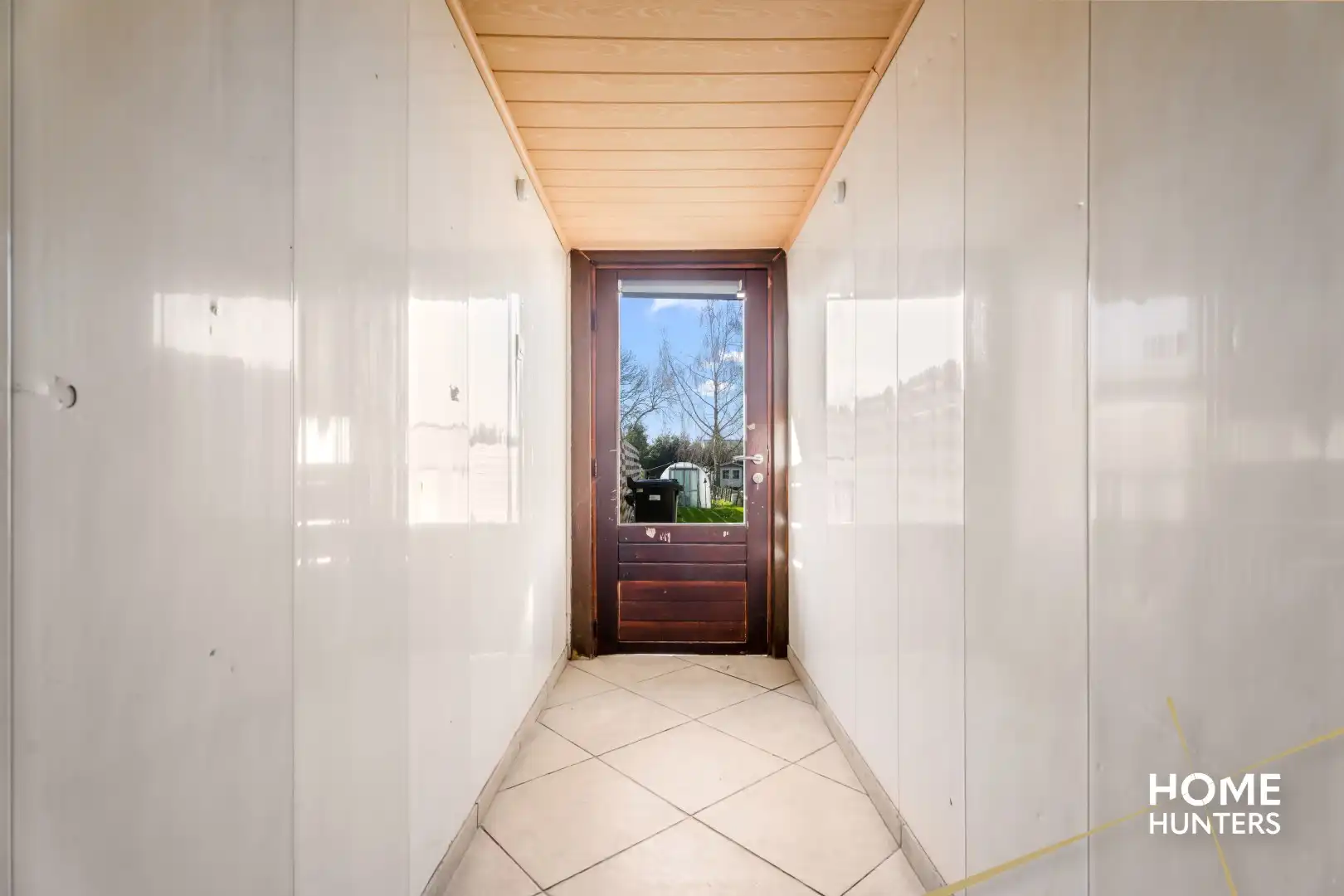 Praktische woning met 2 slaapkamers en uitgestrekte tuin in het rustige Wijtschate foto 14