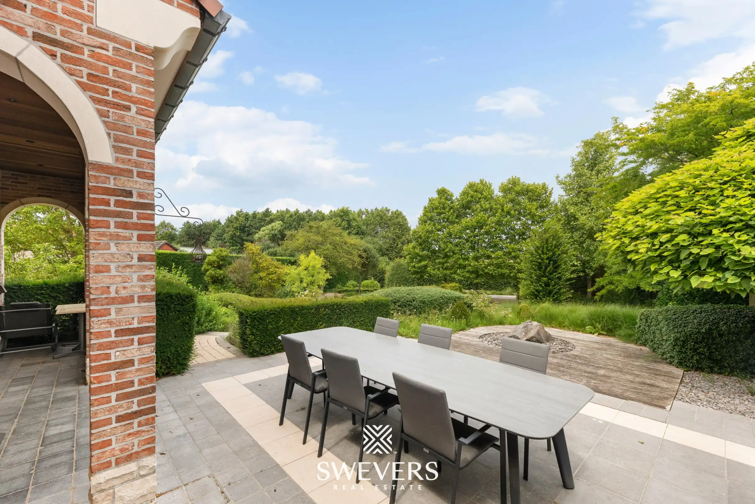 Ruime en instapklare villa met 5 slaapkamers op een perceel van 22a 96ca foto 41