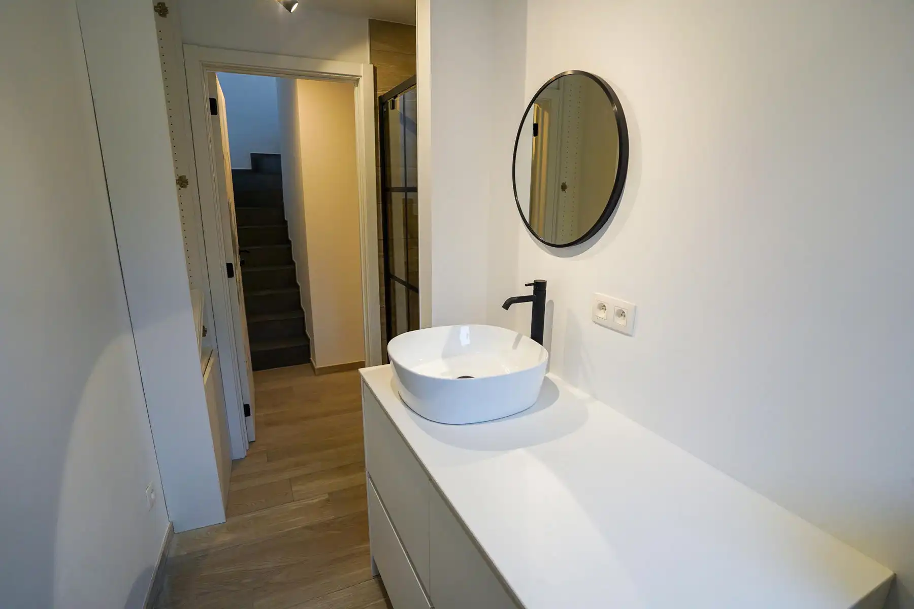 Energiezuinig duplex app met 1 slaapkamer + lift te Mechelen foto 11