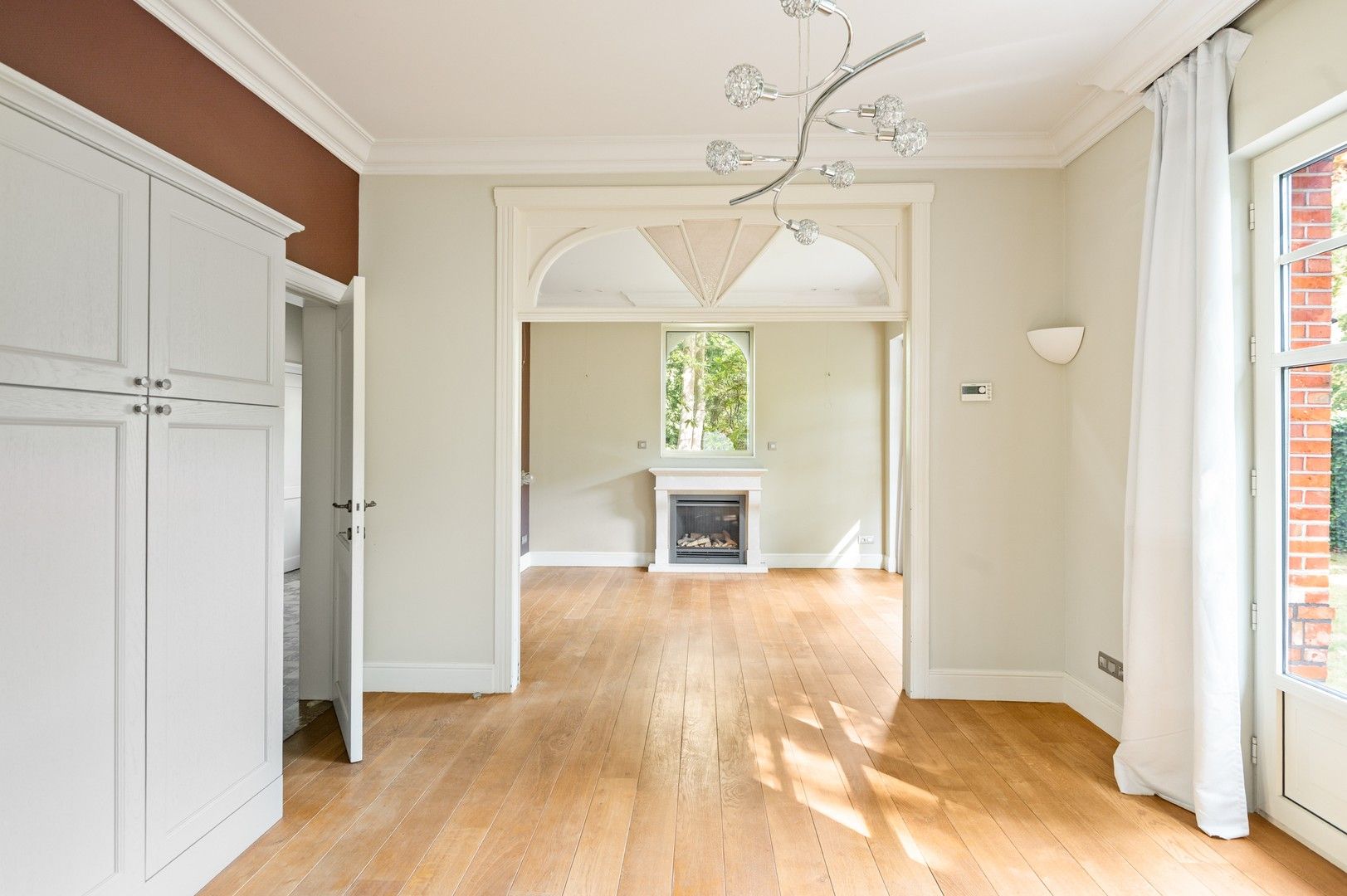 Charmante villa in gegeerde woonwijk Koningshof te Schoten foto 3