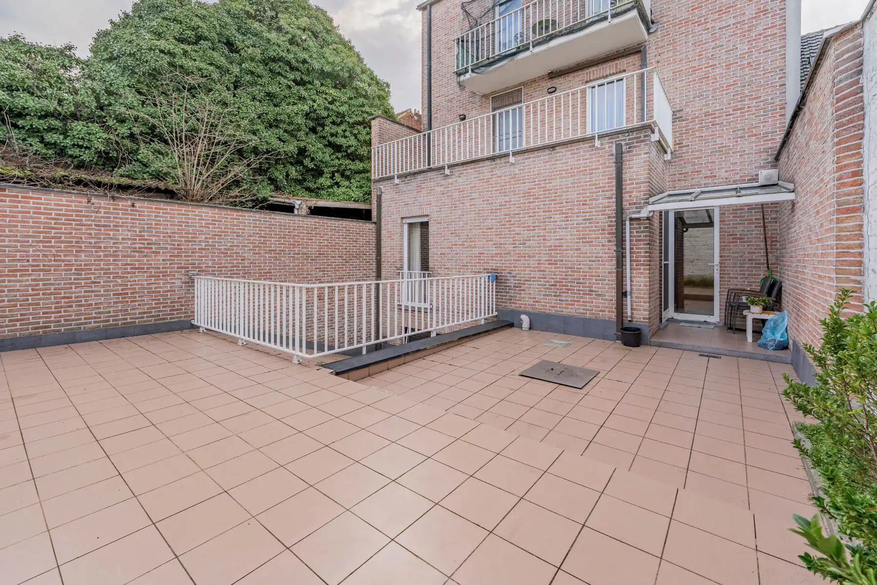 TE KOOP - investeringseigendom met 3 entiteiten foto 10