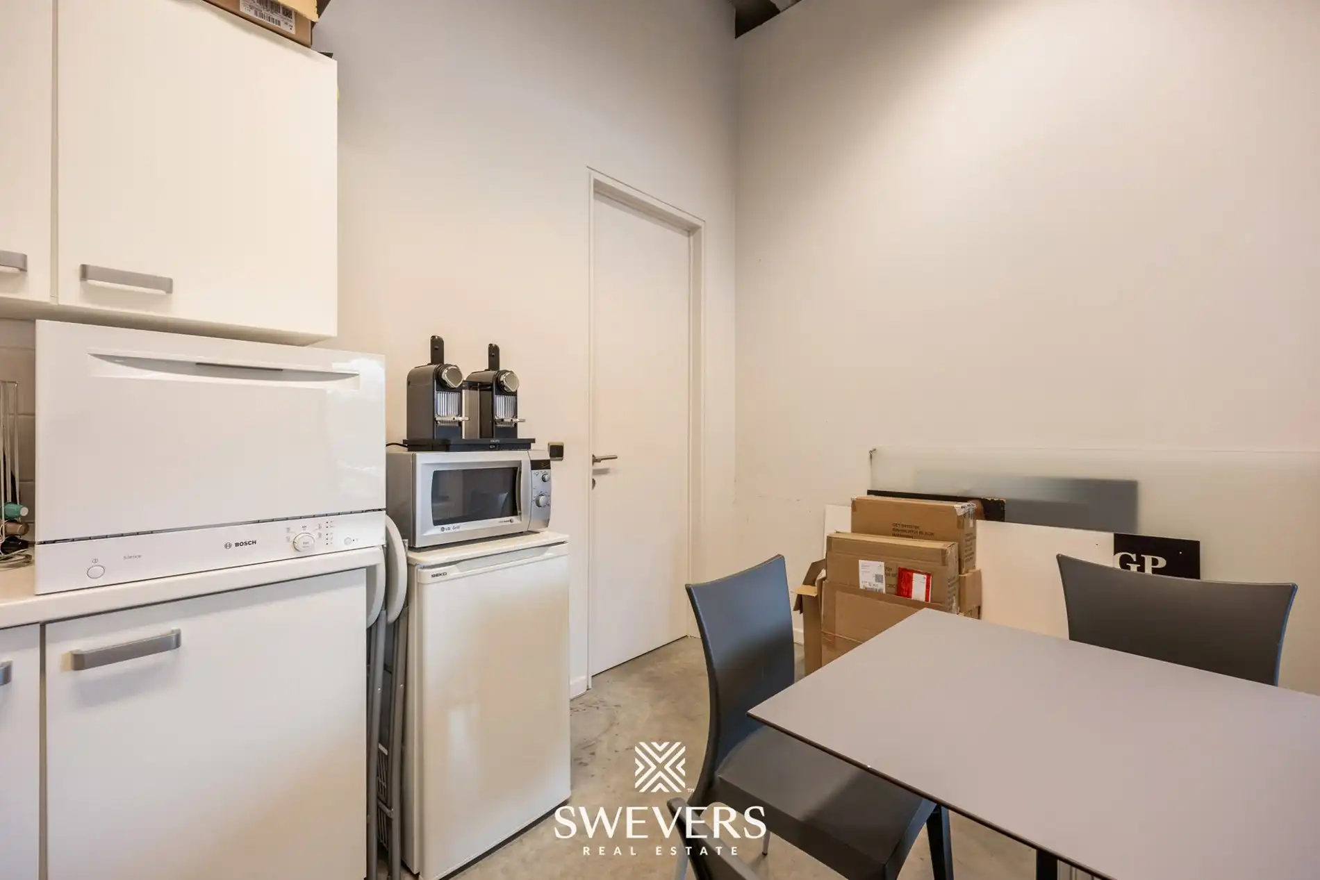 Exclusief handelspand met uitstraling, licht en rendement foto 17