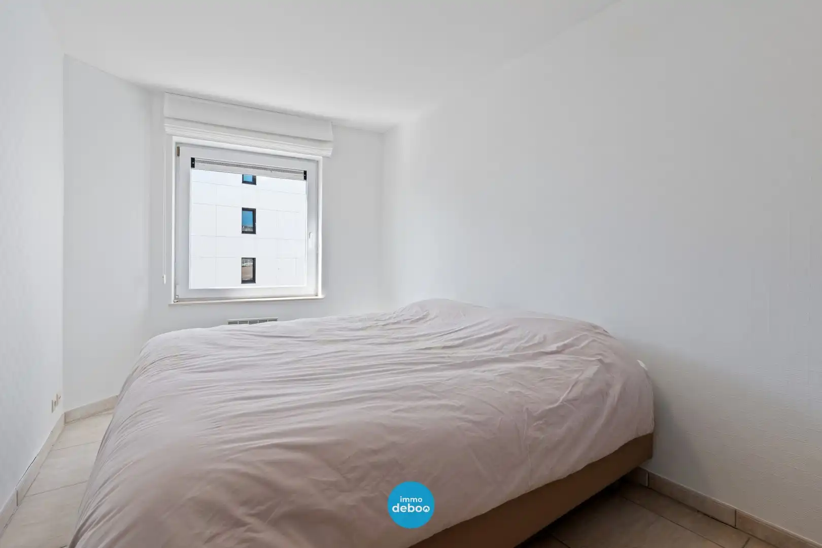 Ruim hoekappartement met zee- en havenzicht foto 11
