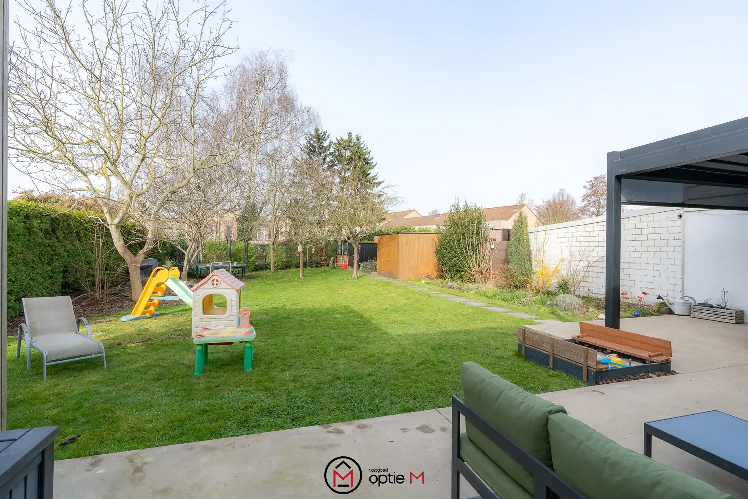 Moderne, energiezuinige woning met patio, zonnepanelen en hoogwaardige afwerking foto 30