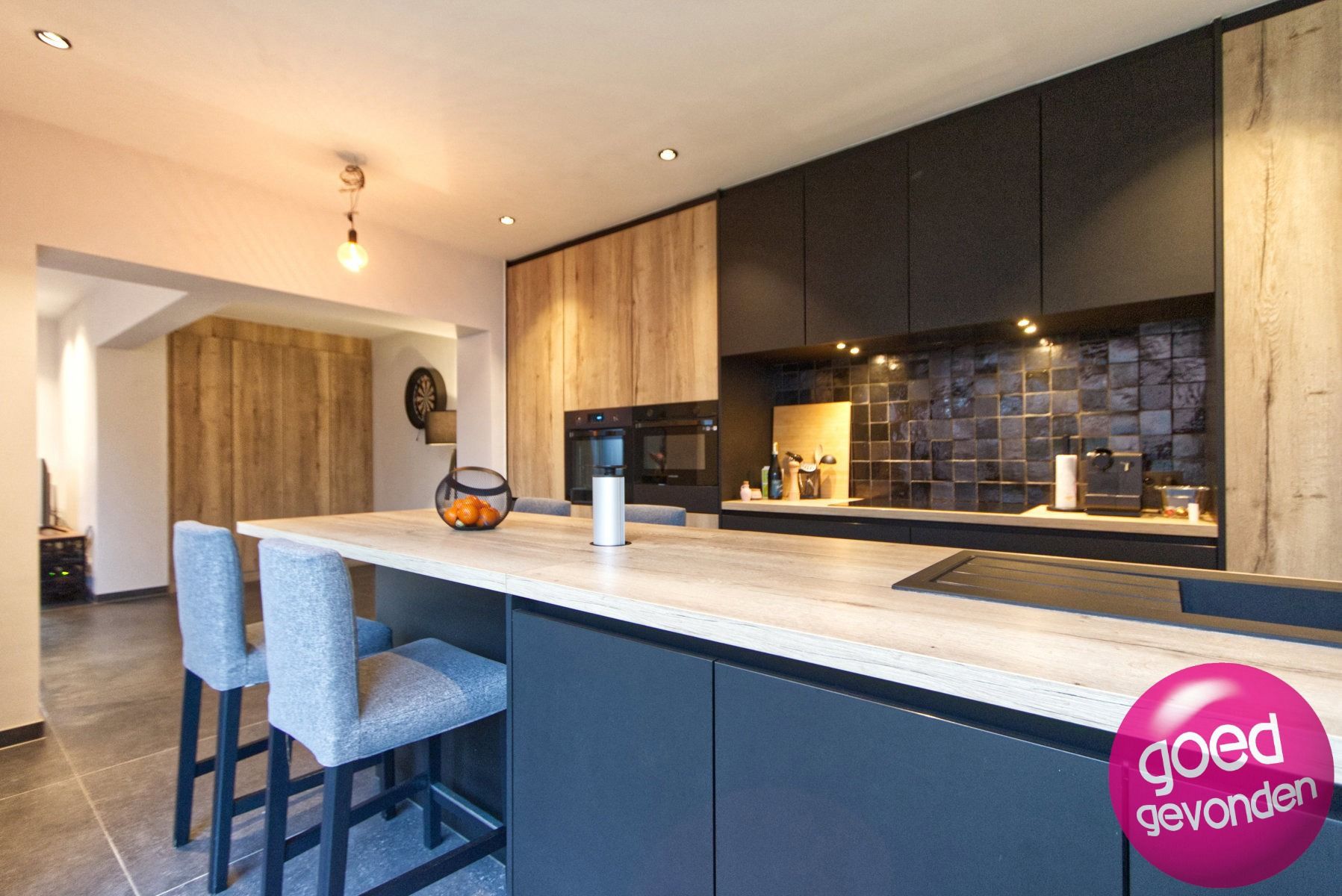 HOB - GERENOVEERD - 3 SLK - 2 BDK - TUIN - TERRAS - PARKING foto 17