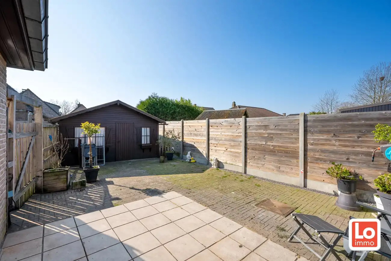 Gelijkvloerse open woning met dubbele inpandige garage en zonnige tuin op een toplocatie nabij het centrum van Lochristi! foto 19