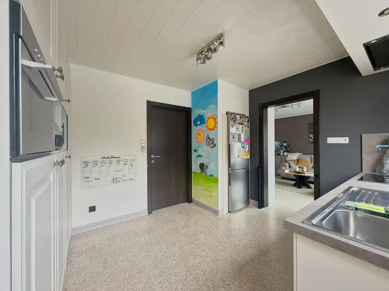 Lichtrijke woning met 3 ruime slaapkamers + zonnige tuin foto 7