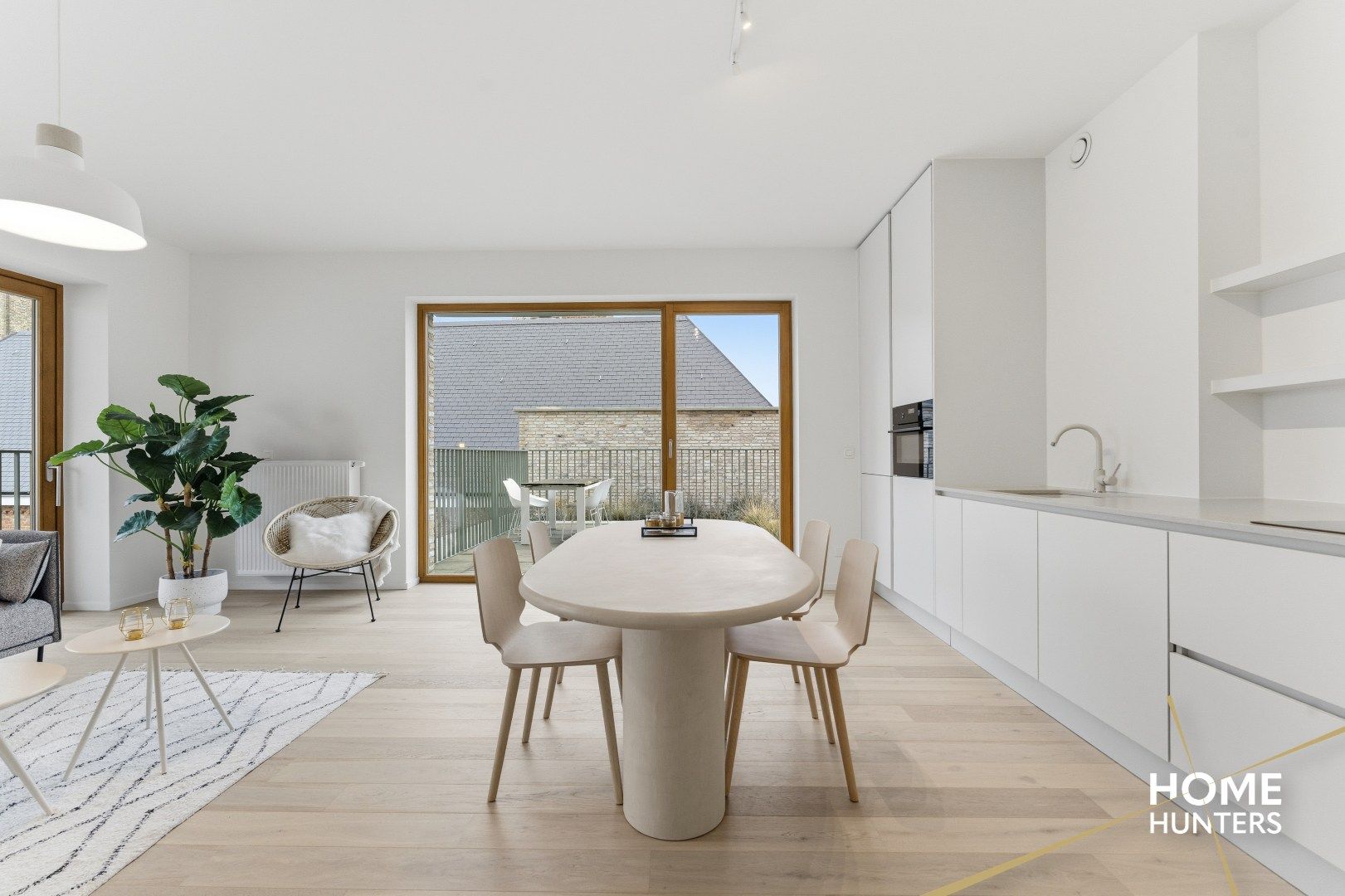 Luxe nieuwbouwappartement met ruim terras van maar liefst 36 m² foto 12