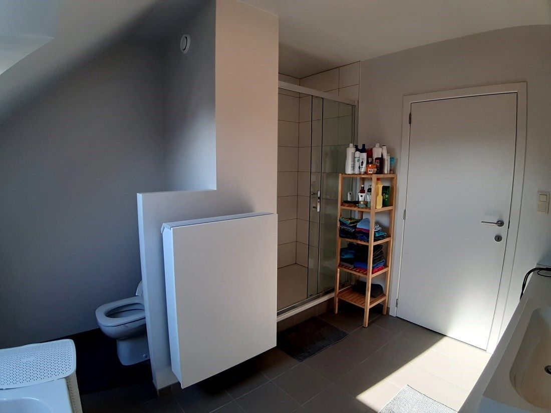Mooie gerenoveerde woning te Zonhoven foto 10