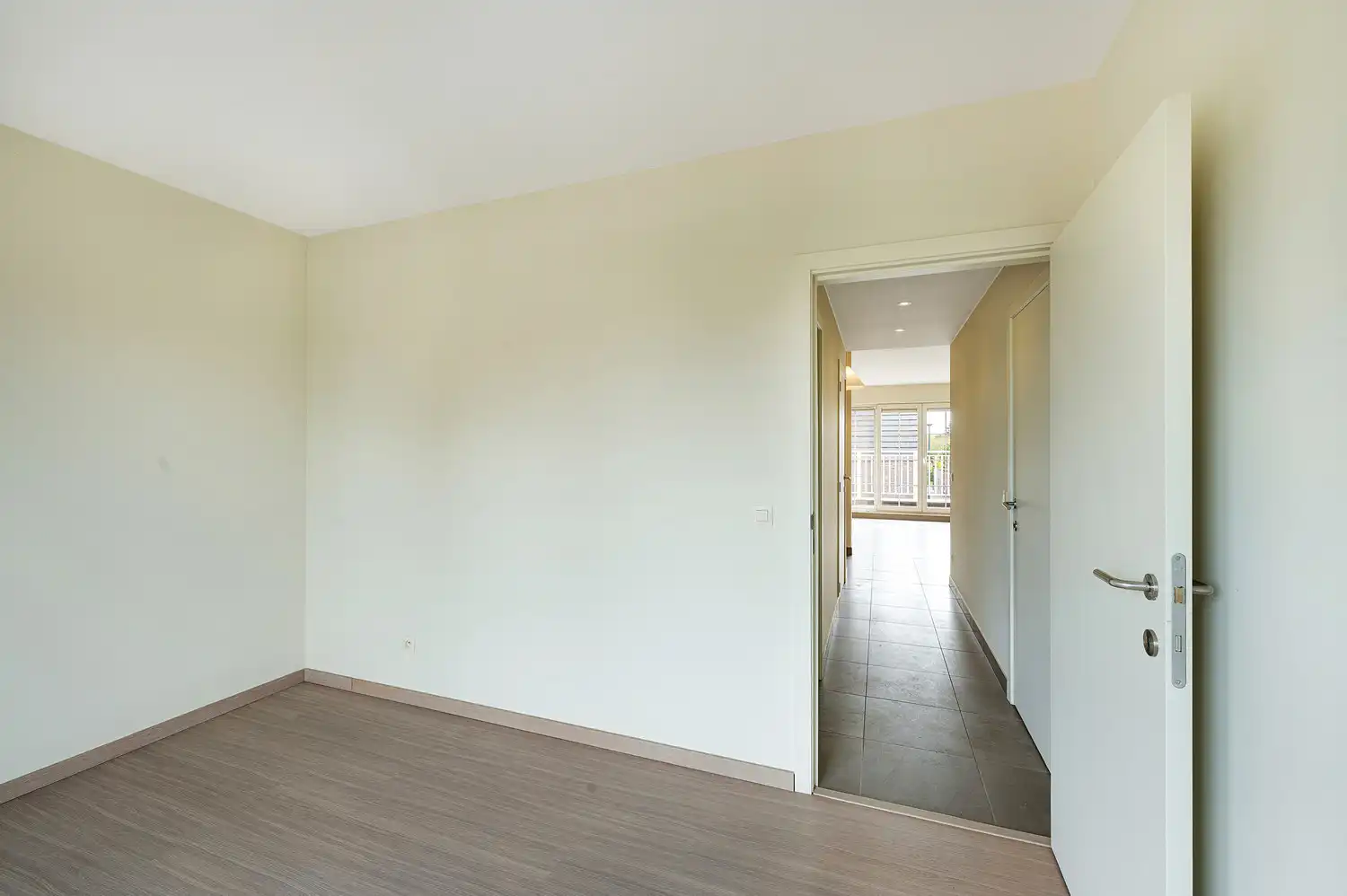 Groot woonappartement (109m²) met terrassen in villa residentie foto 18