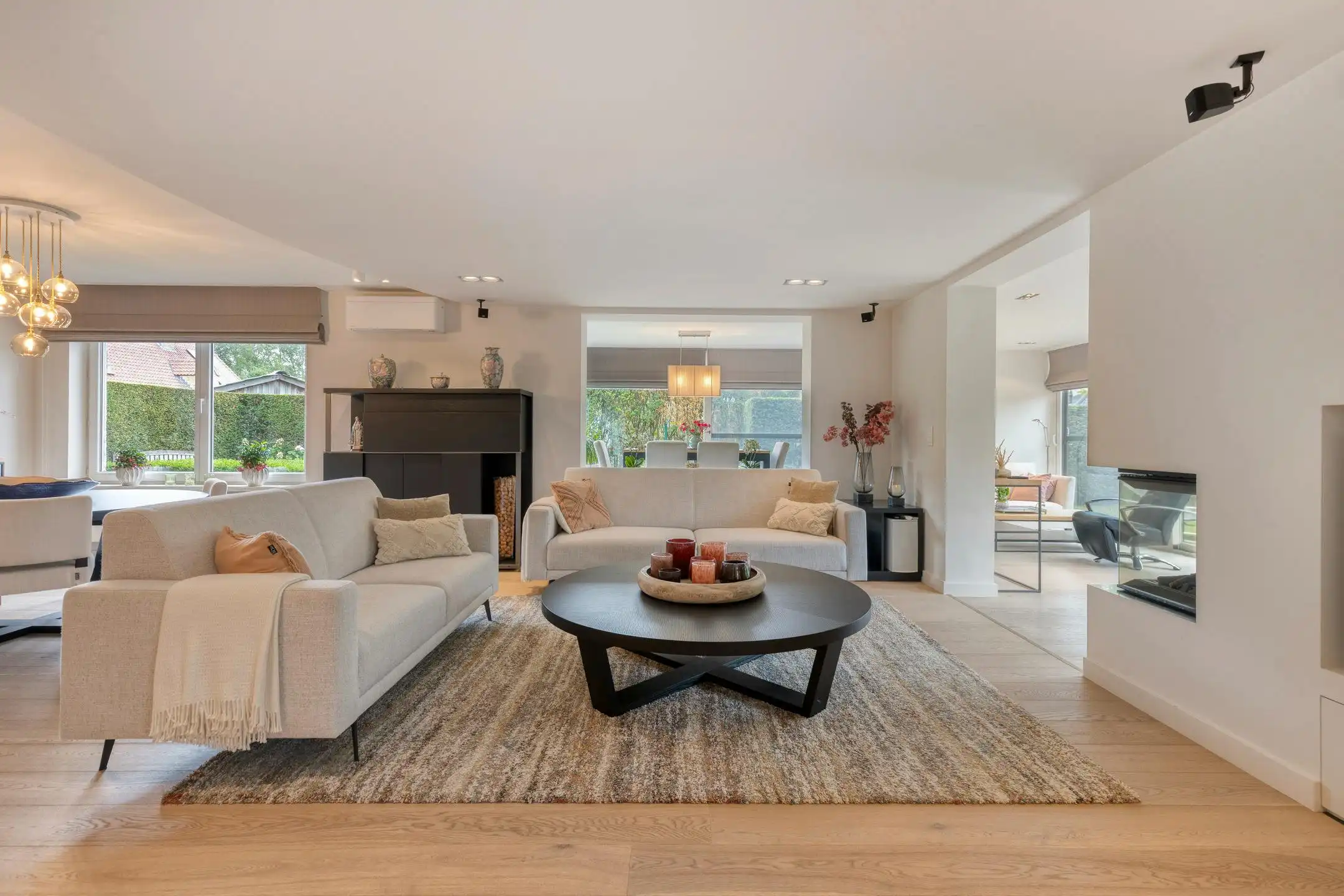 Sfeervol, vrijstaand huis te koop in Sijsele (Damme) foto 8