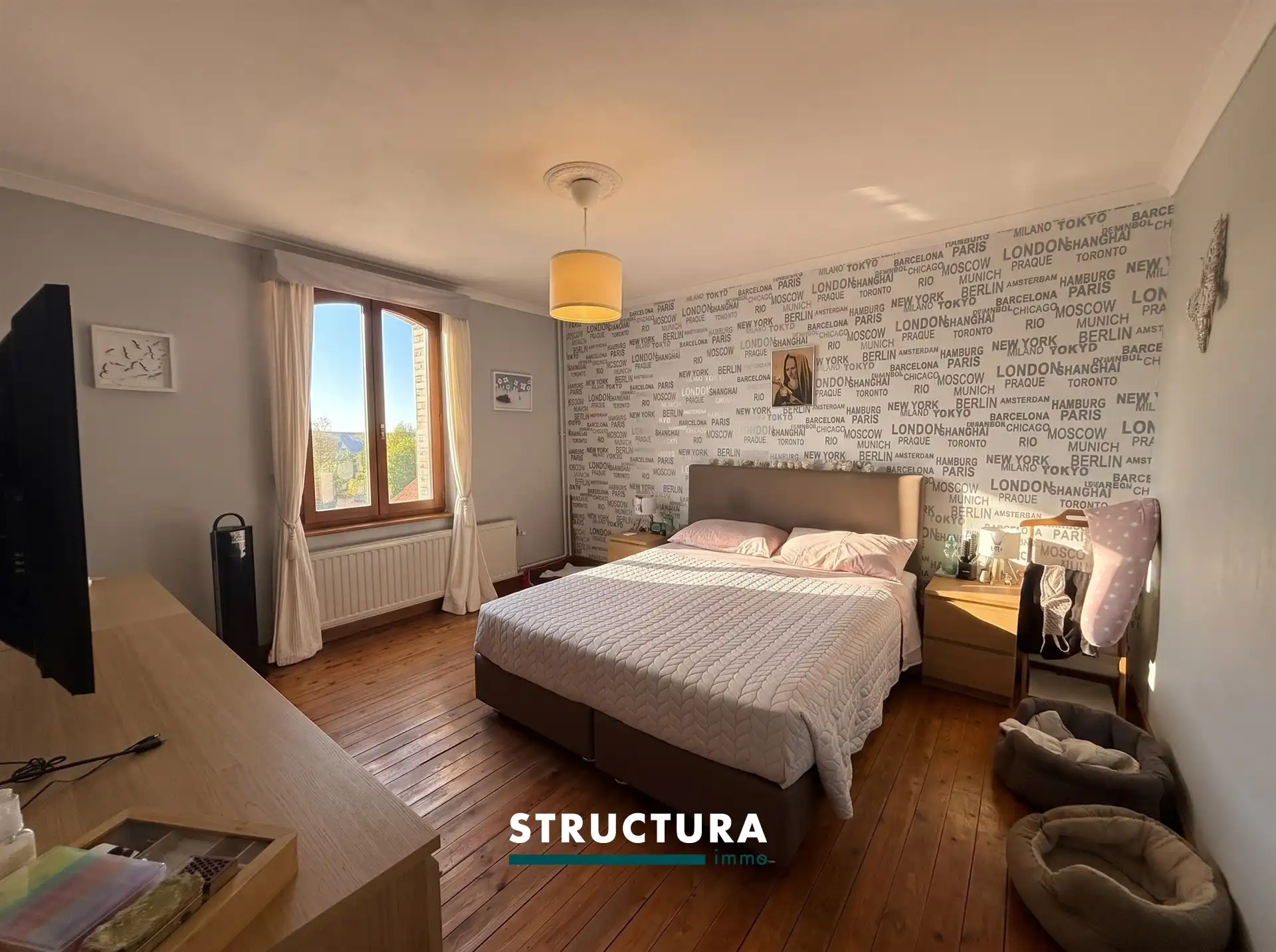 Woning met staanplaats  foto 8