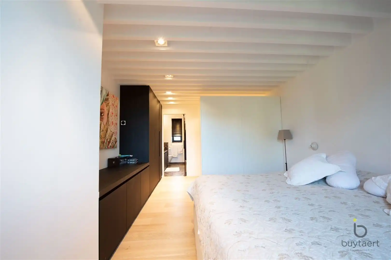 Luxe duplex appartement in hartje Schilde. foto 17
