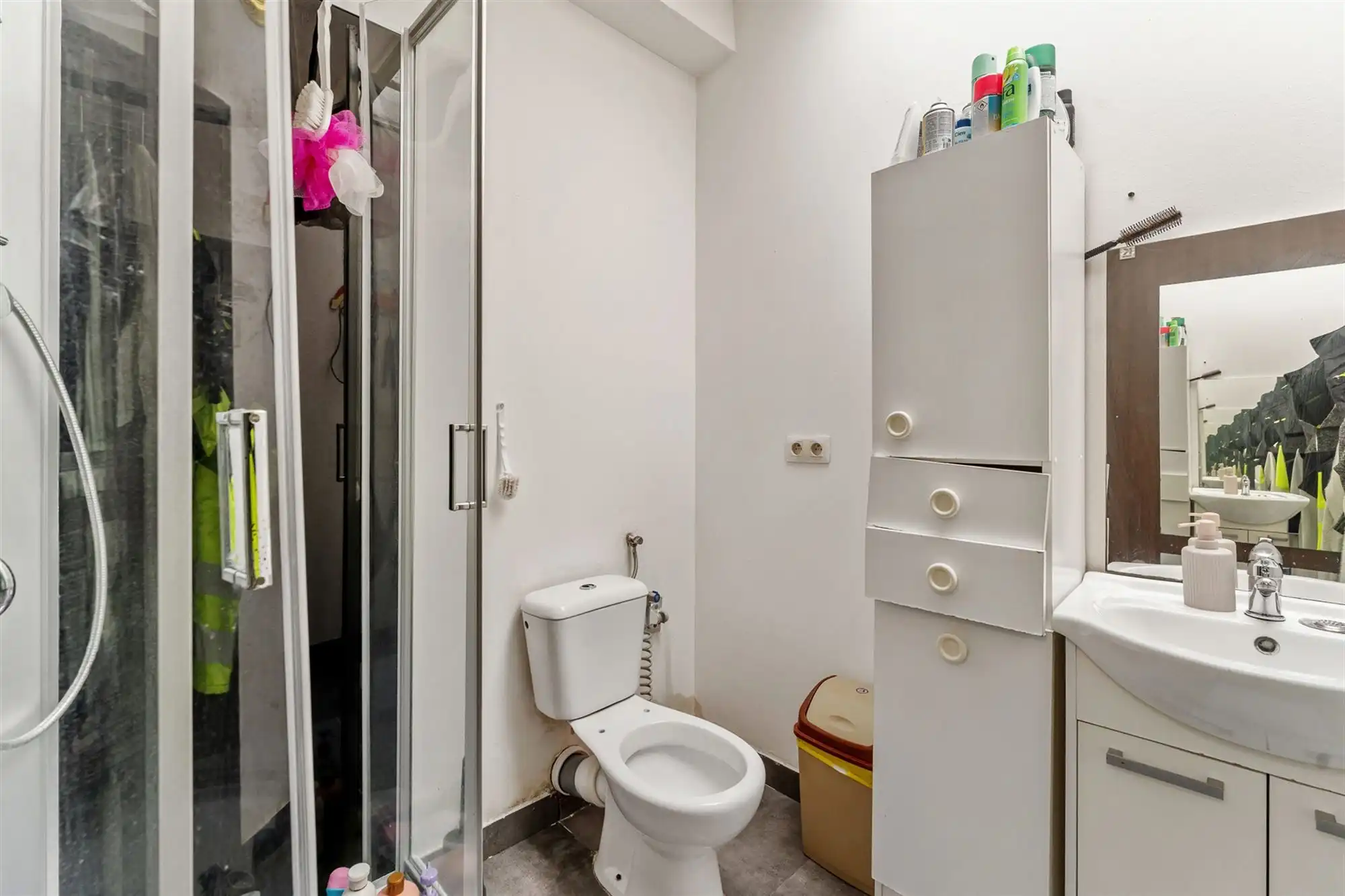 OP TE KNAPPEN WONING MET 3 SLAAPKAMERS PAL IN HET CENTRUM VAN PAAL foto 9