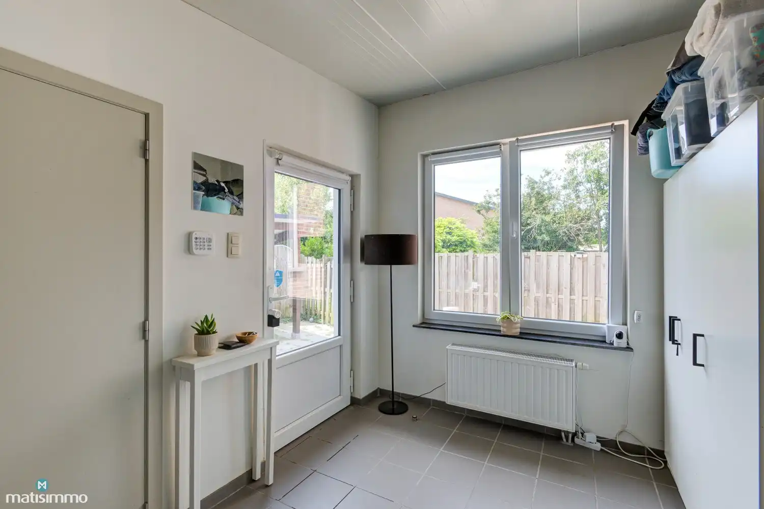 RUIME GEZINSWONING MET 2 SLAAPKAMERS EN VEEL BERGRUIMTE NABIJ HET CENTRUM TE BILZEN foto 12