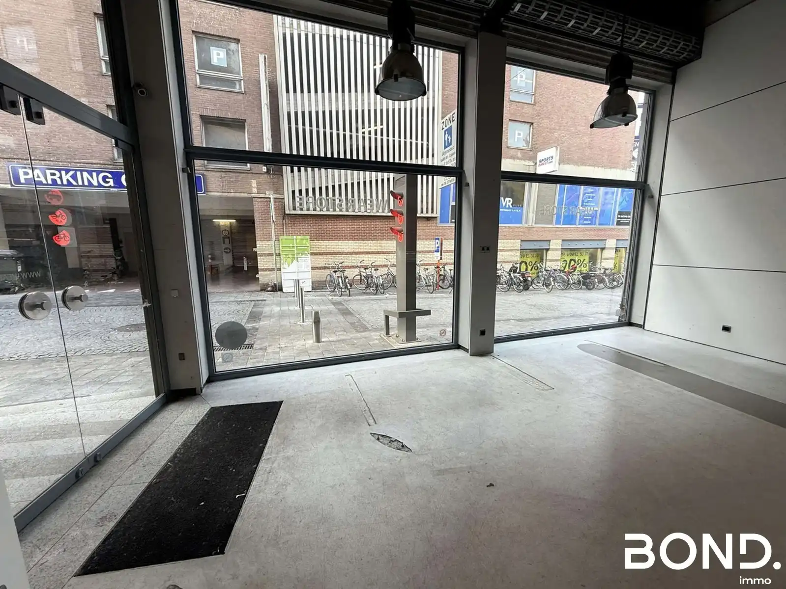 Handelsgelijkvloers tussen Bondgenotenlaan en Diestsestraat foto 3